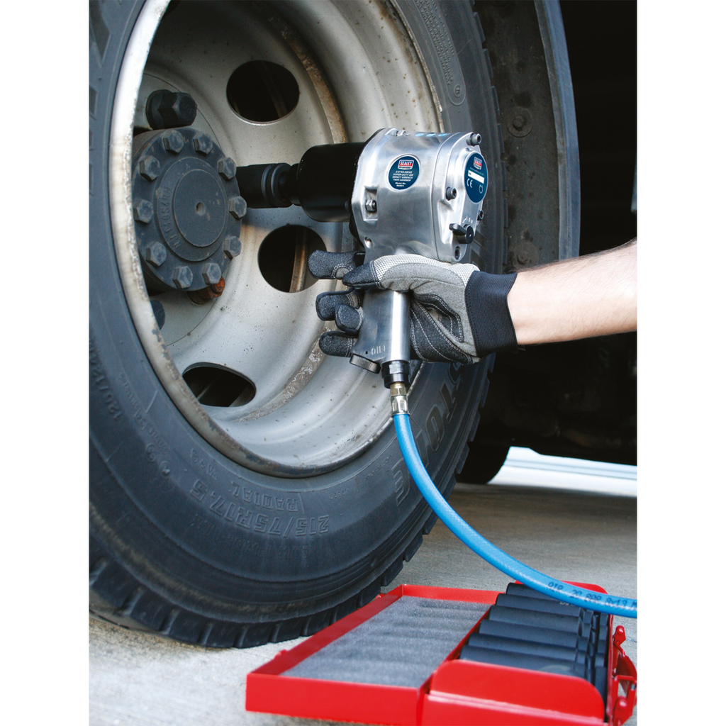 Twin Hammer Air Impact Wrench 3/4"Sq Drive SA604