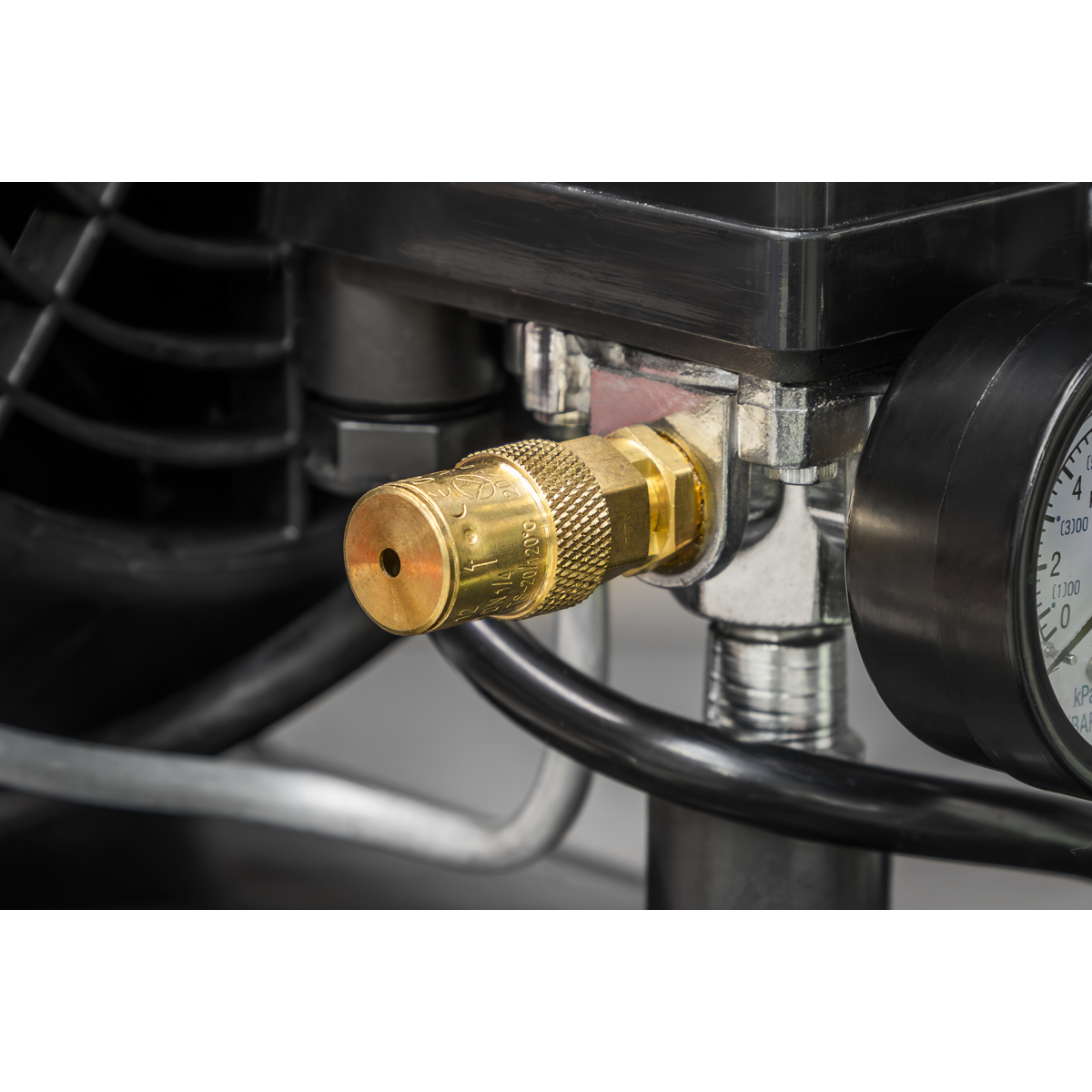 100L Direct Drive V-Twin Air Compressor 3hp with Air Accessory Kit SAC10030VEKIT