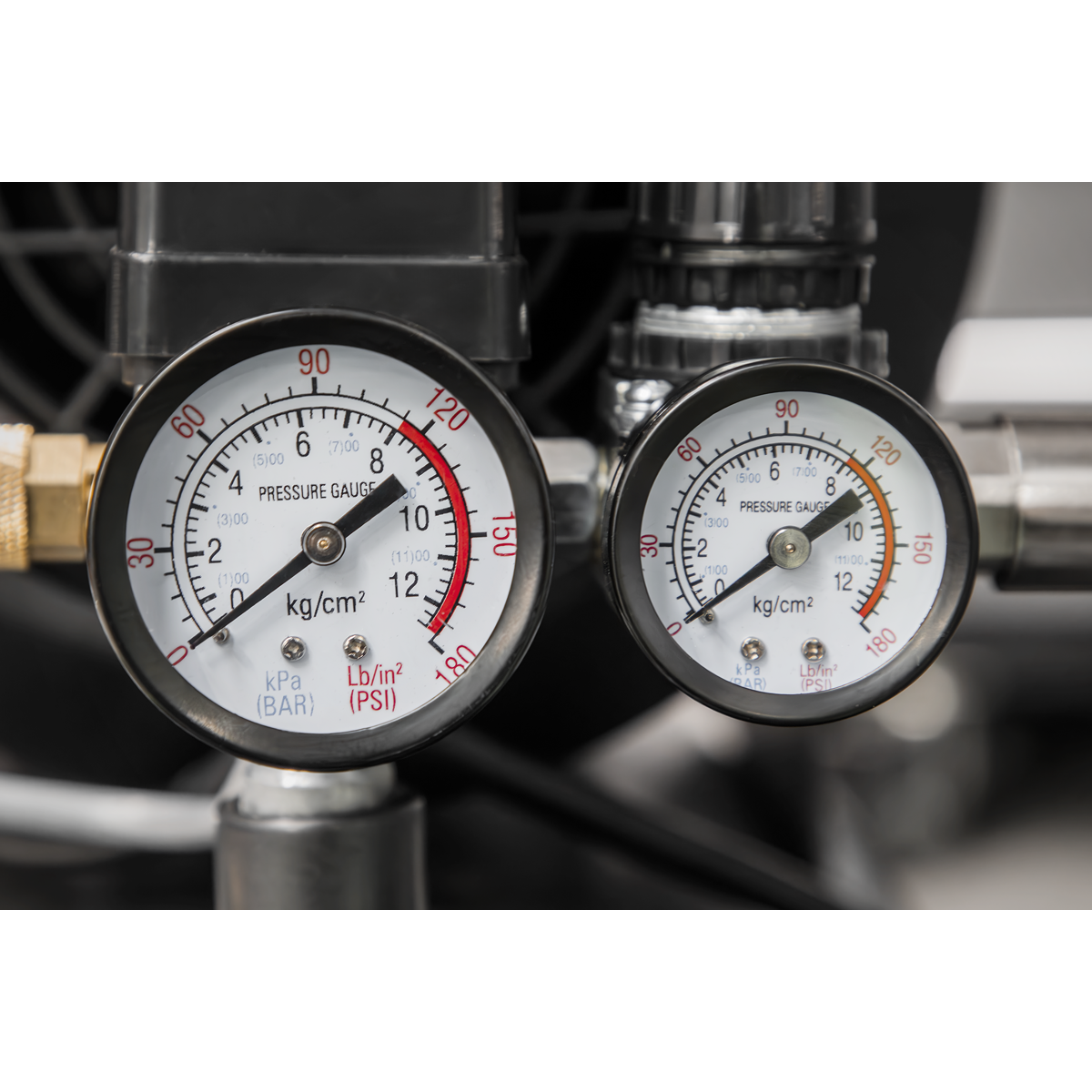 50L V-Twin Direct Drive Air Compressor 3hp with Air Accessory Kit SAC5030VEKIT