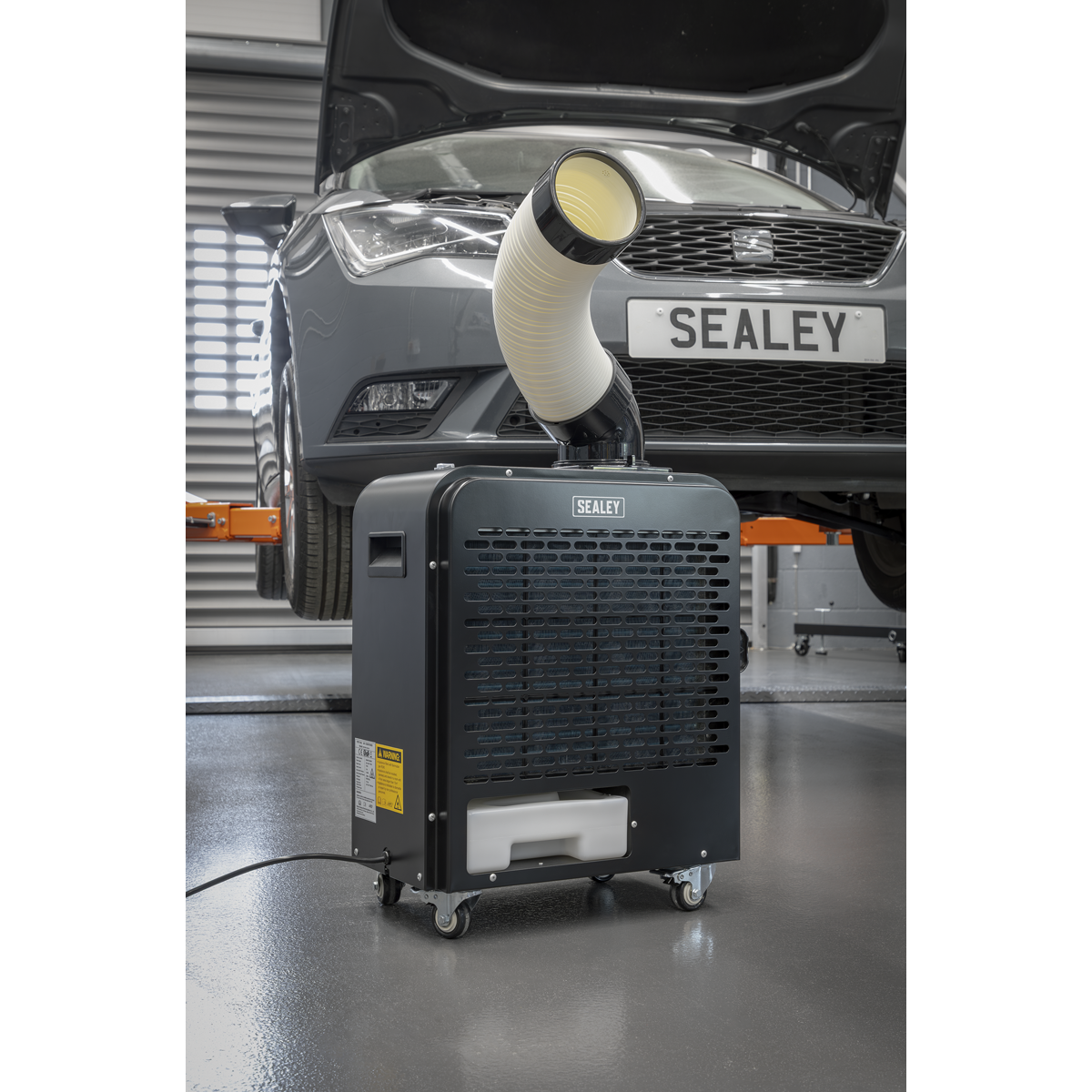 Industrial Spot Cooler Air Conditioner/Air Cooler 6,800Btu/hr (2kW) SAC7001