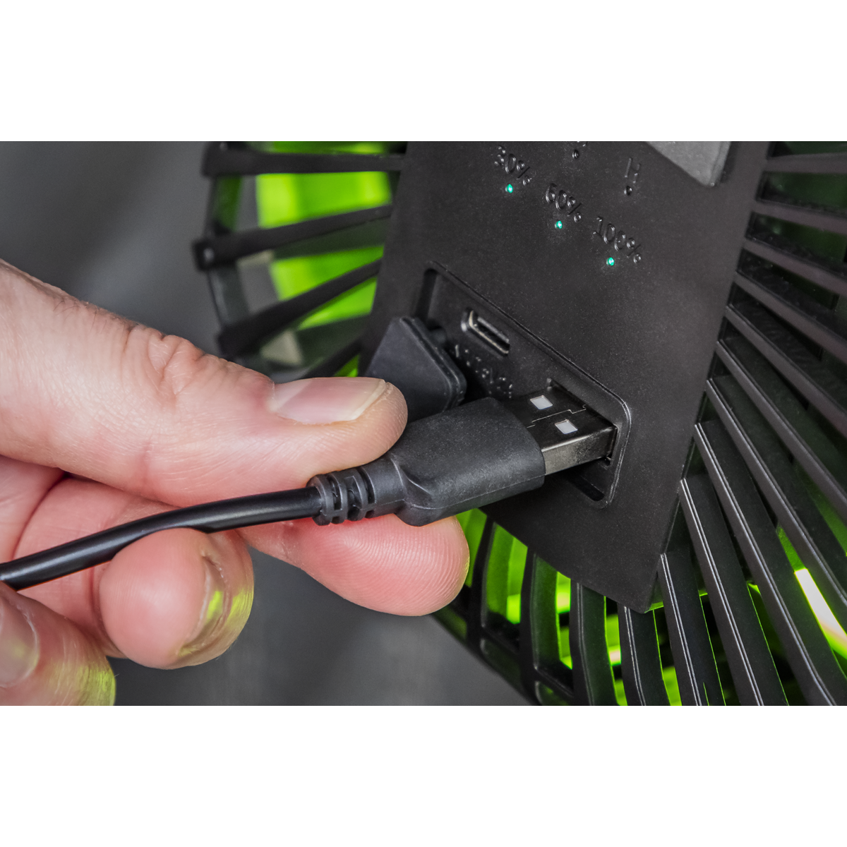 8" Portable Clip Fan with Worklight 4-Speed SCF8WL