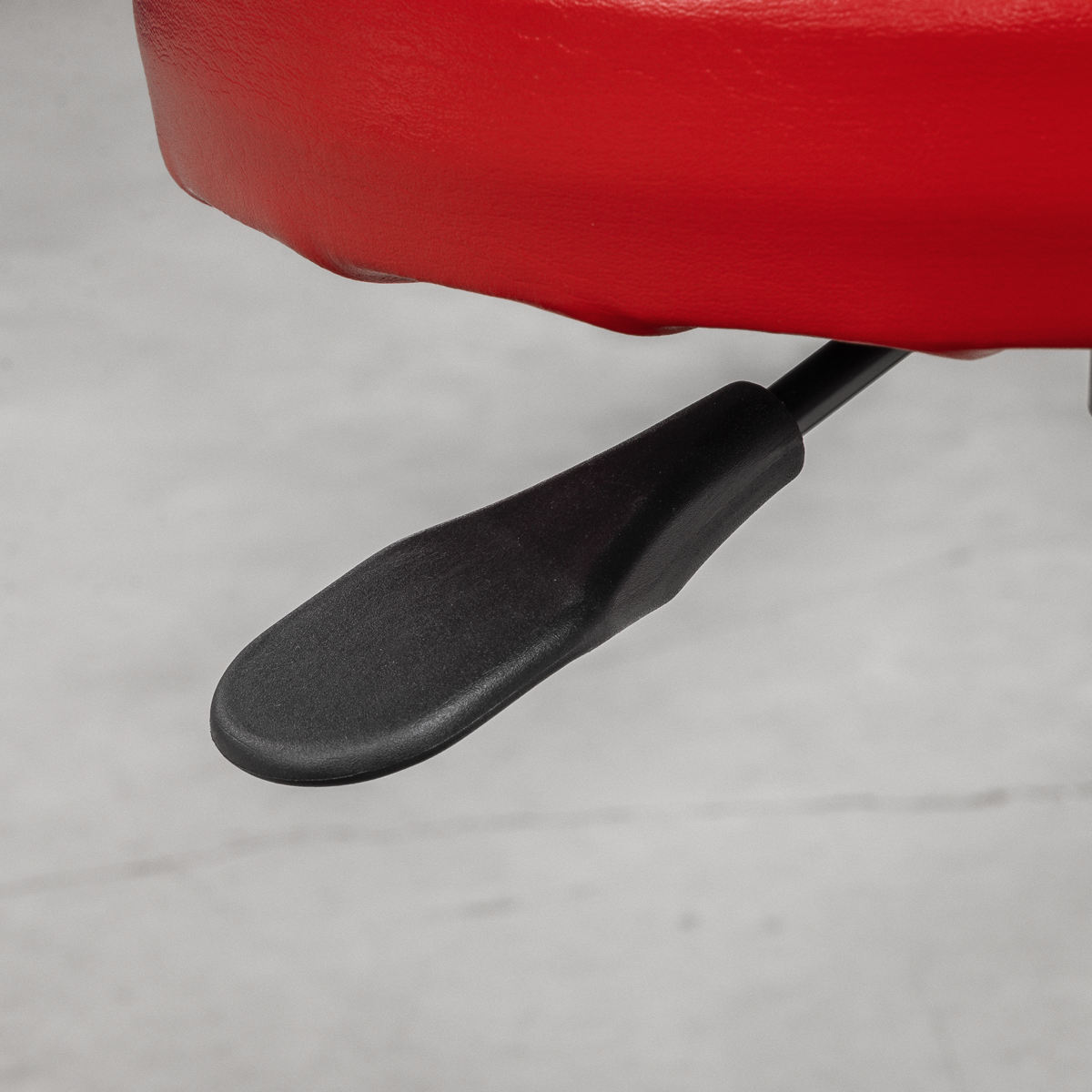 Pneumatic Mechanic's Seat SCR10