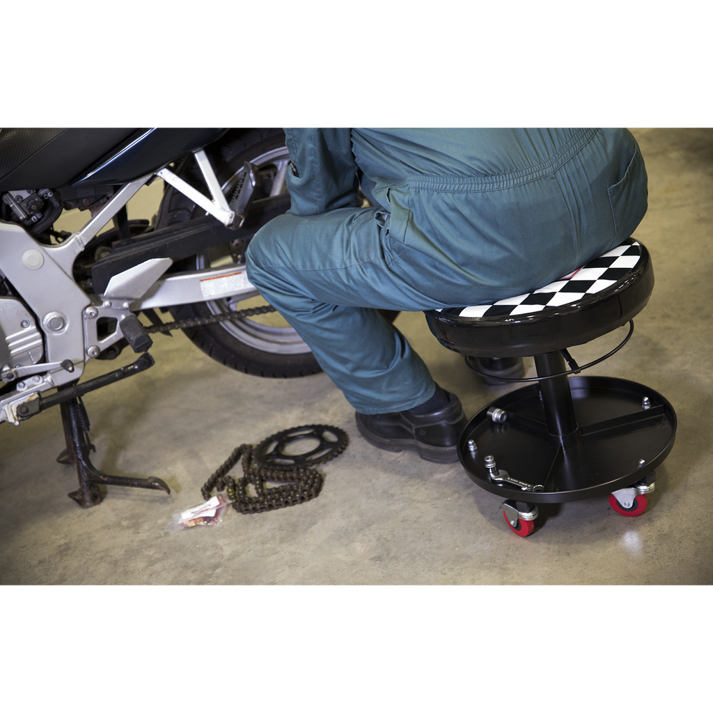 Pneumatic Mechanic's Seat SCR15