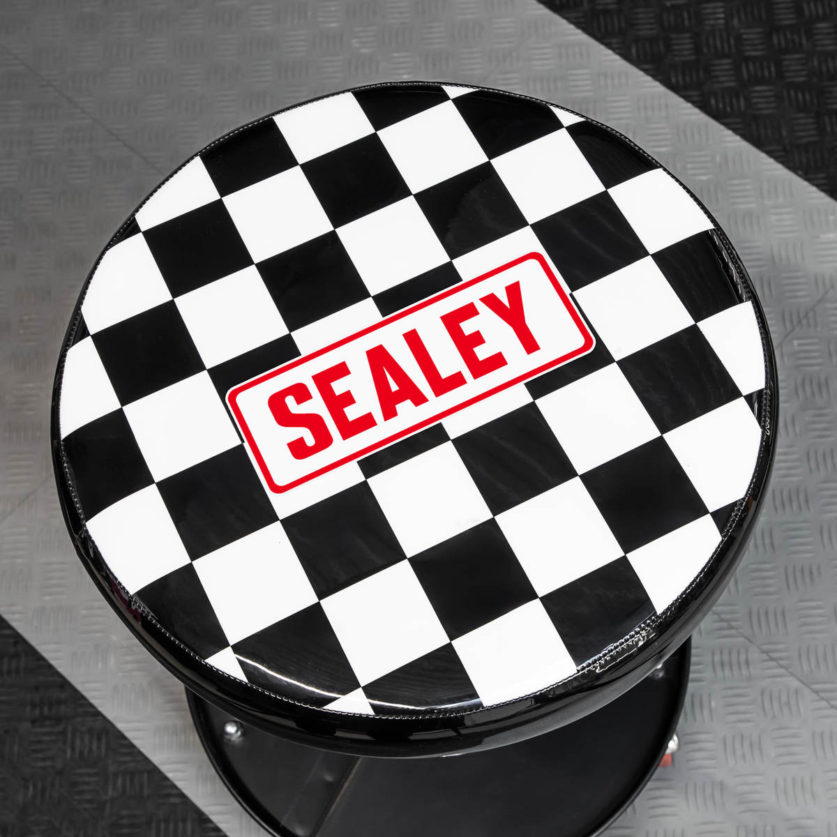 Pneumatic Mechanic's Seat SCR15