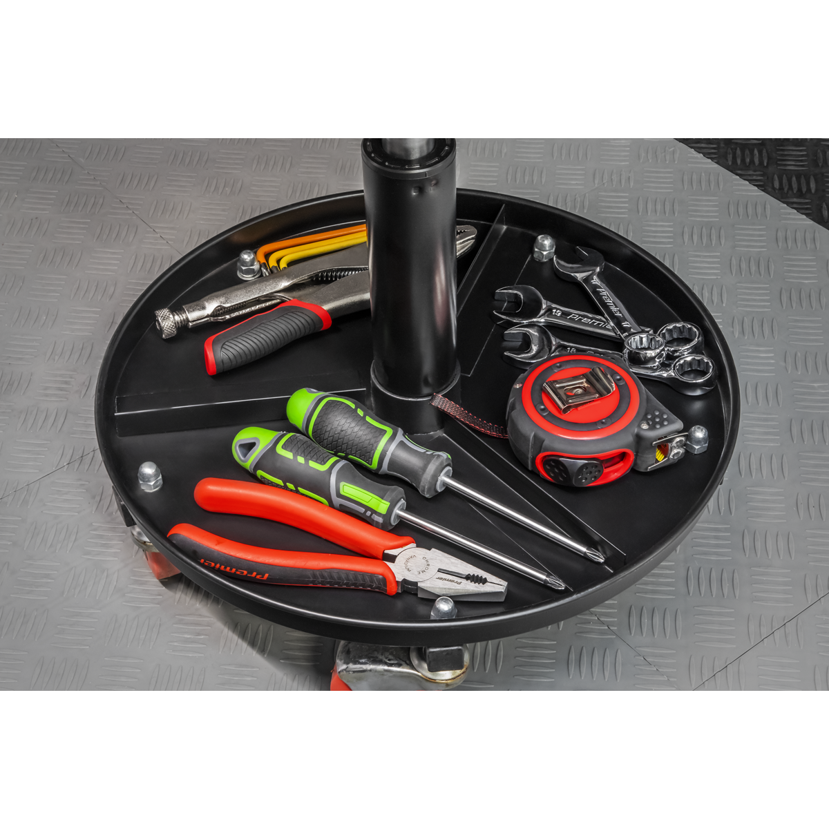 Pneumatic Mechanic's Seat SCR15