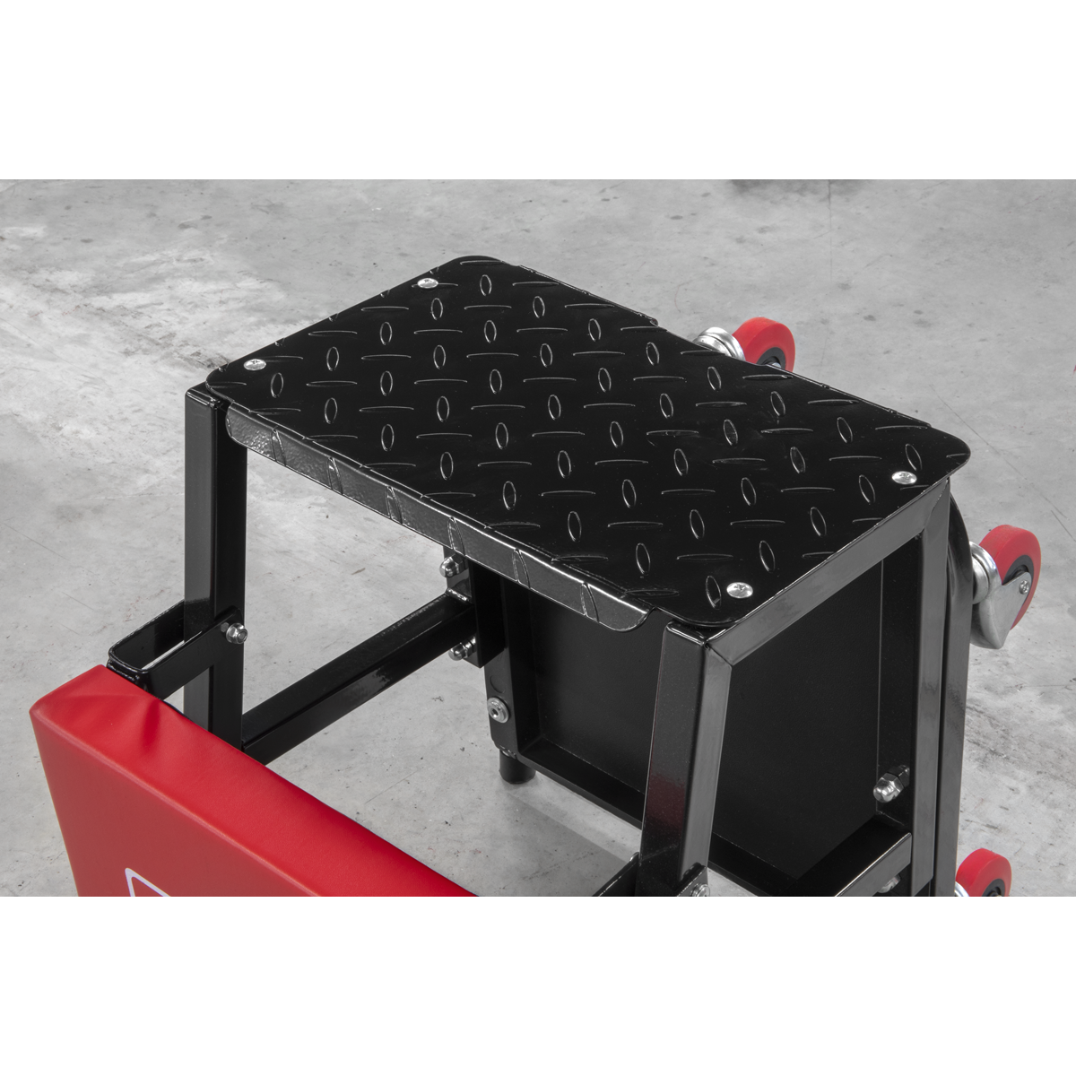 Mechanic's Utility Seat & Step Stool SCR16