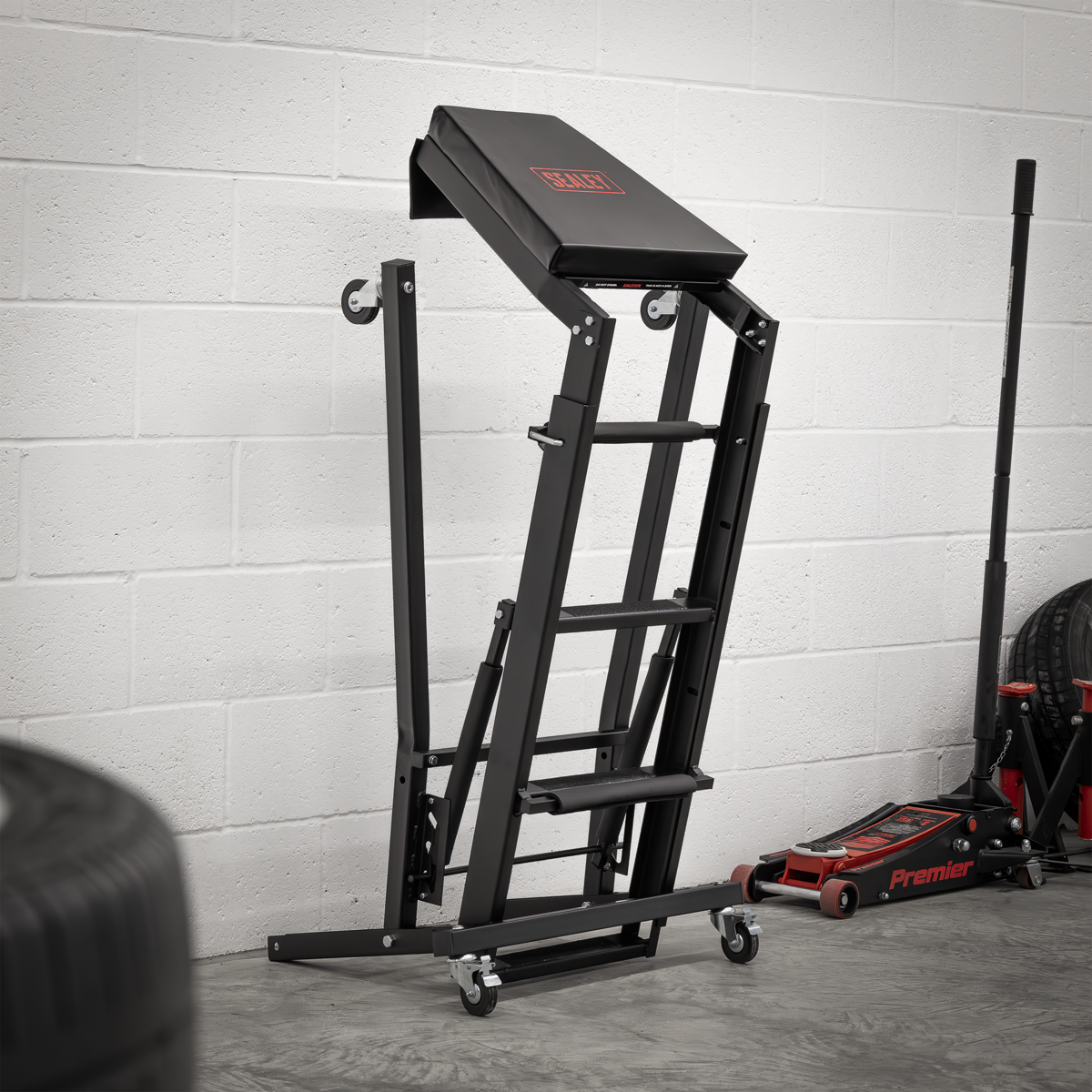 Topside Engine Bay Creeper SCRT01