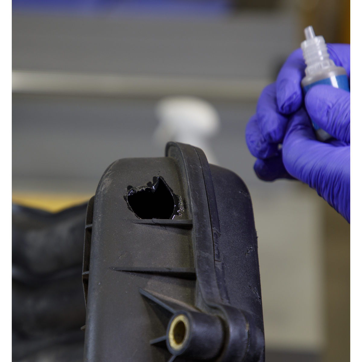 Fast-Fix Filler & Adhesive - Black SCS908
