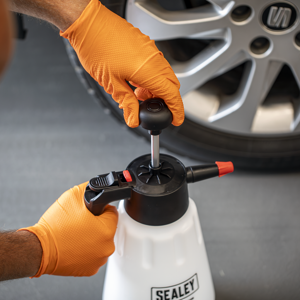 Snow Foaming/Detailing/Maintenance Pressure Sprayer 2L SCSG09