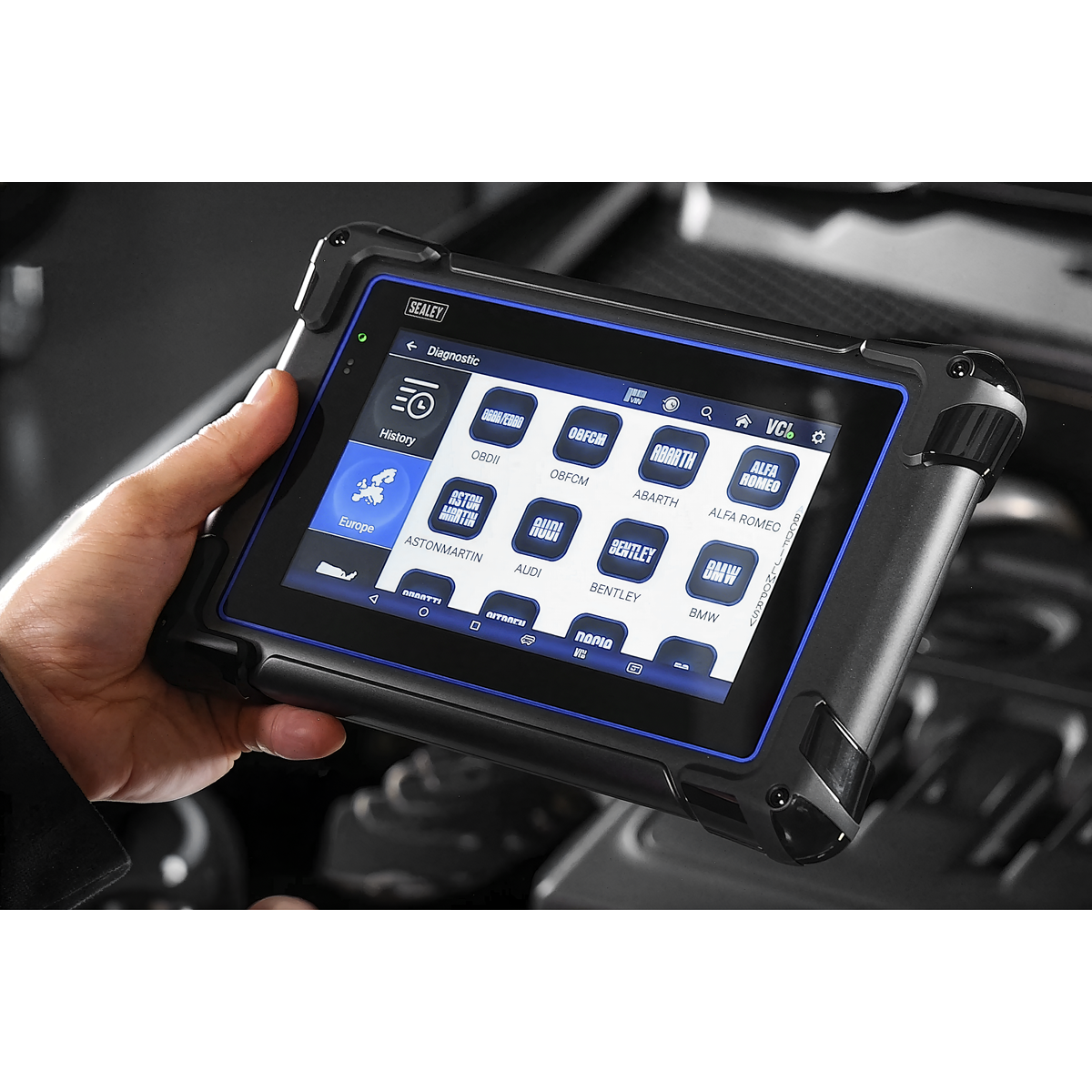 Multi-Manufacturer Diagnostic Tablet SDS1