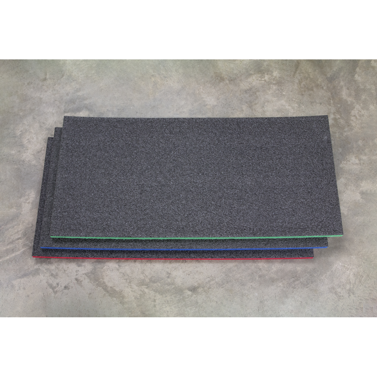 Easy Peel Shadow Foam® 1200 x 550 x 30mm - Green/Black SF30G