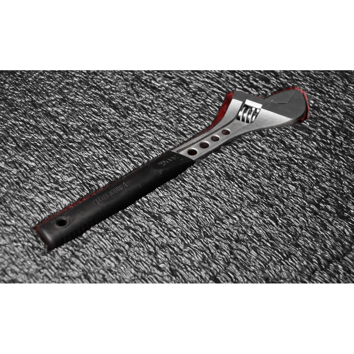 Easy Peel Shadow Foam® 1200 x 550 x 30mm - Red/Black SF30R