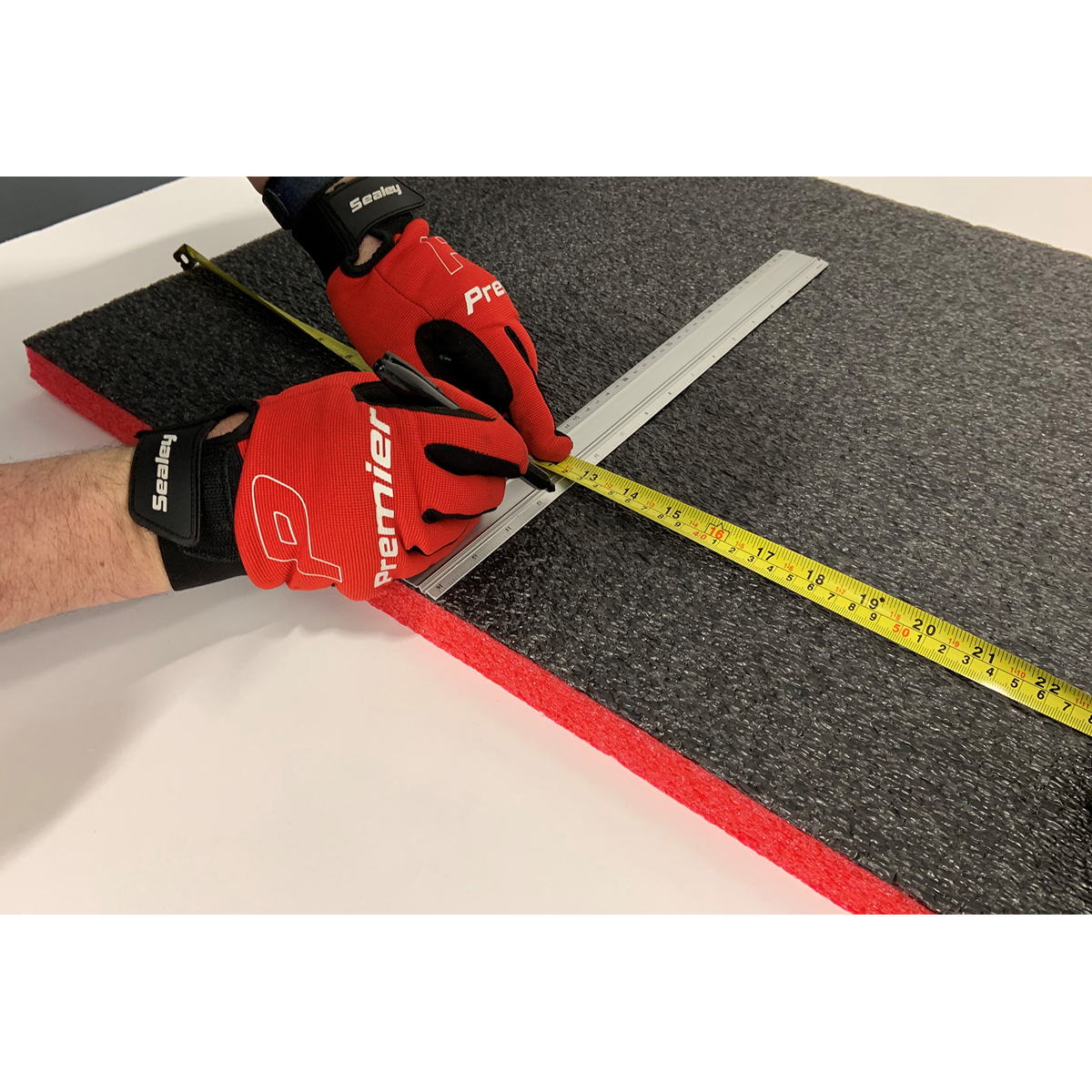 Easy Peel Shadow Foam® 1200 x 550 x 30mm - Red/Black SF30R