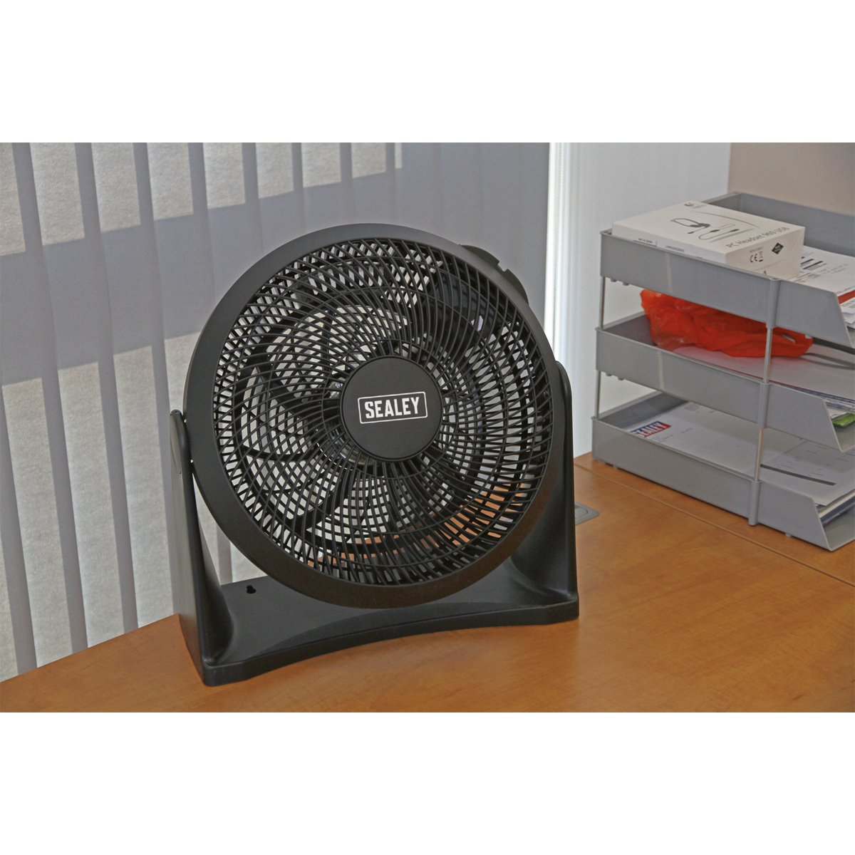 12" Desk Fan 3-Speed 230V SFF12