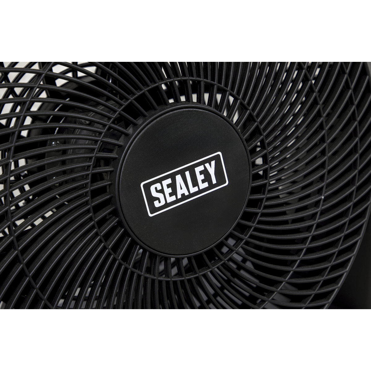 12" Desk Fan 3-Speed 230V SFF12