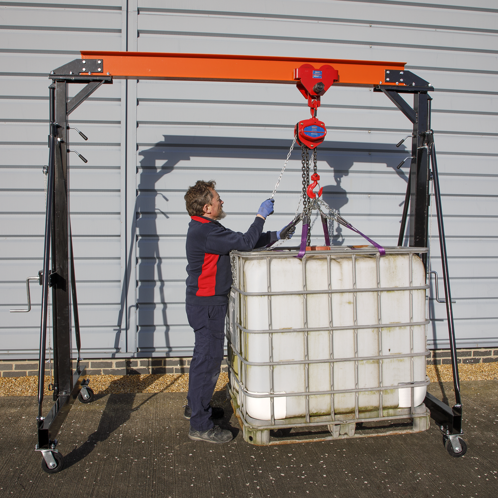Portable Lifting Adjustable Gantry Frame 2 Tonne SG2000W