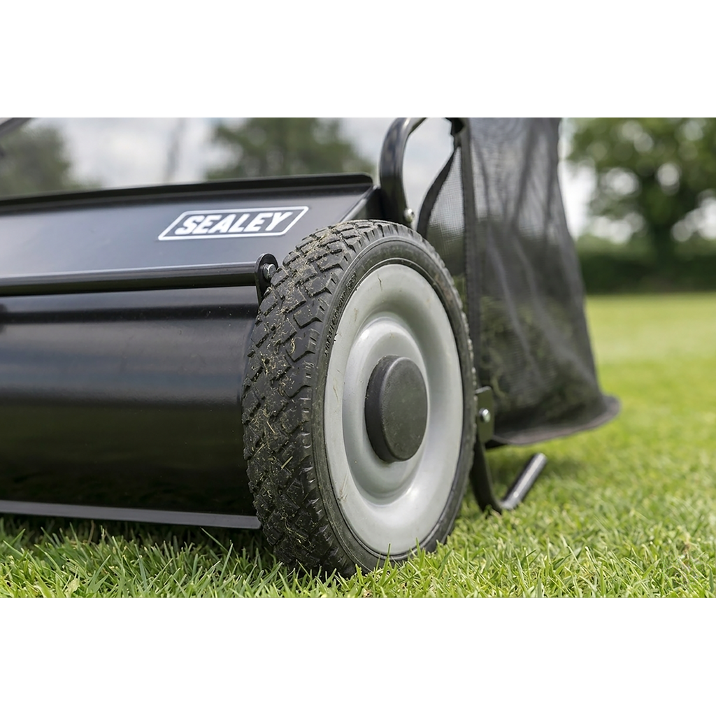 26" Walk Behind Lawn Sweeper 200L Capacity SLS26