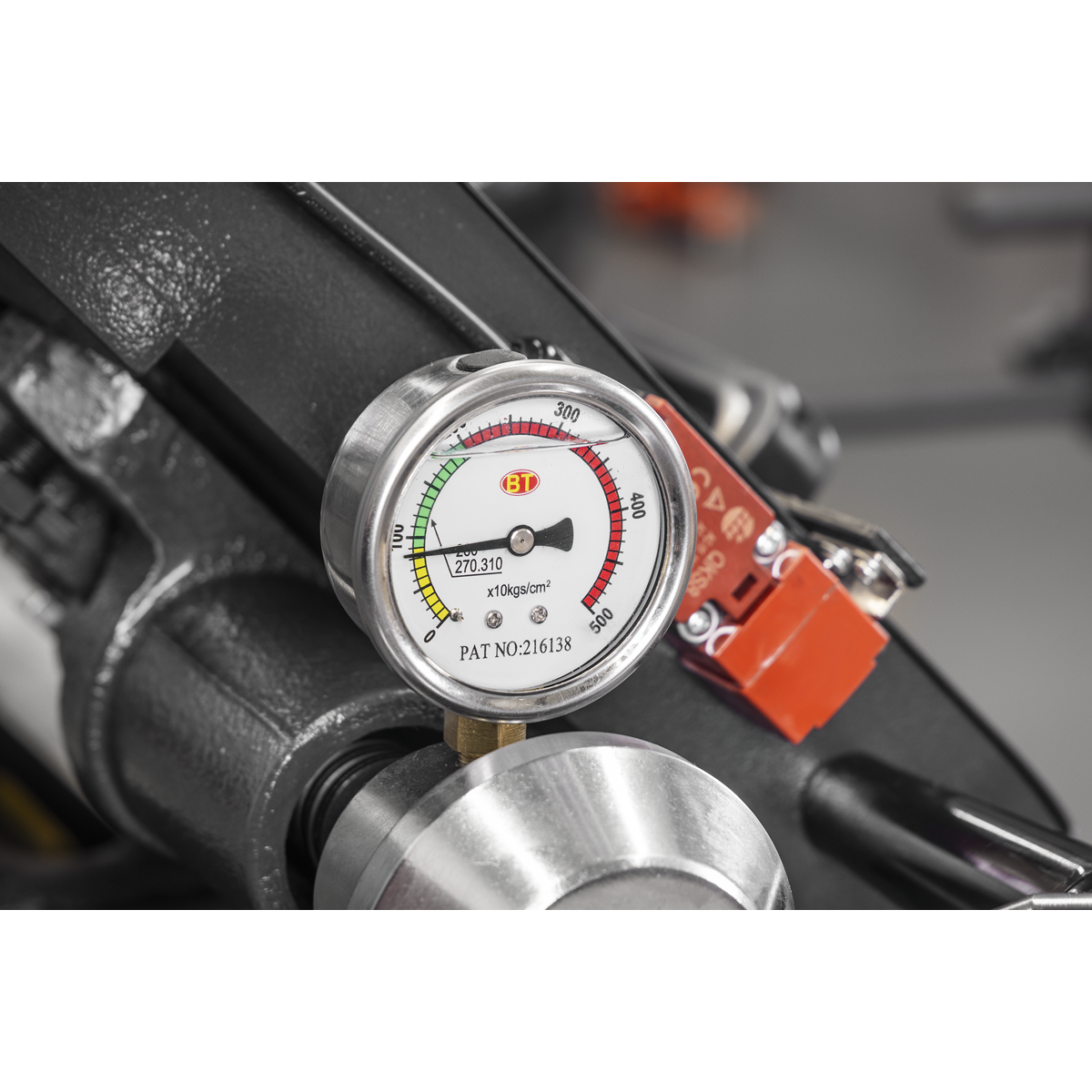 Horizontal Bandsaw with Hydraulic Arm 400mm SM353CE