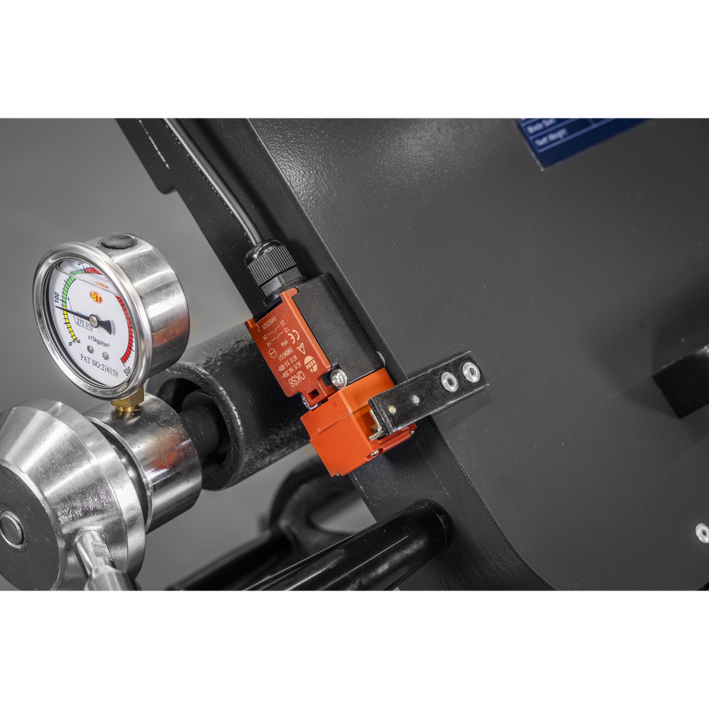 Horizontal Bandsaw with Hydraulic Arm 400mm SM353CE