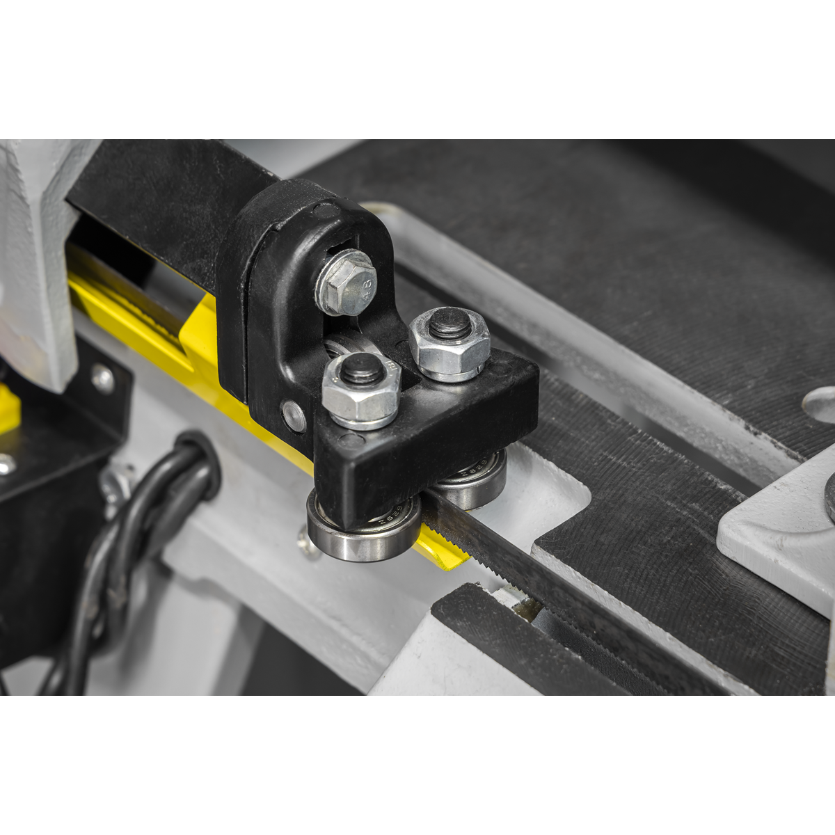 Metal Cutting Bandsaw 3-Speed 150mm 375W/230V SM5