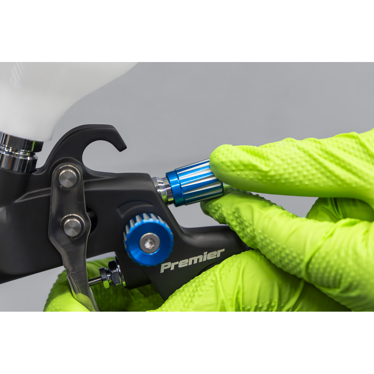 Professional SP Gravity Feed Spray Gun 1.4mm Set-Up SP01