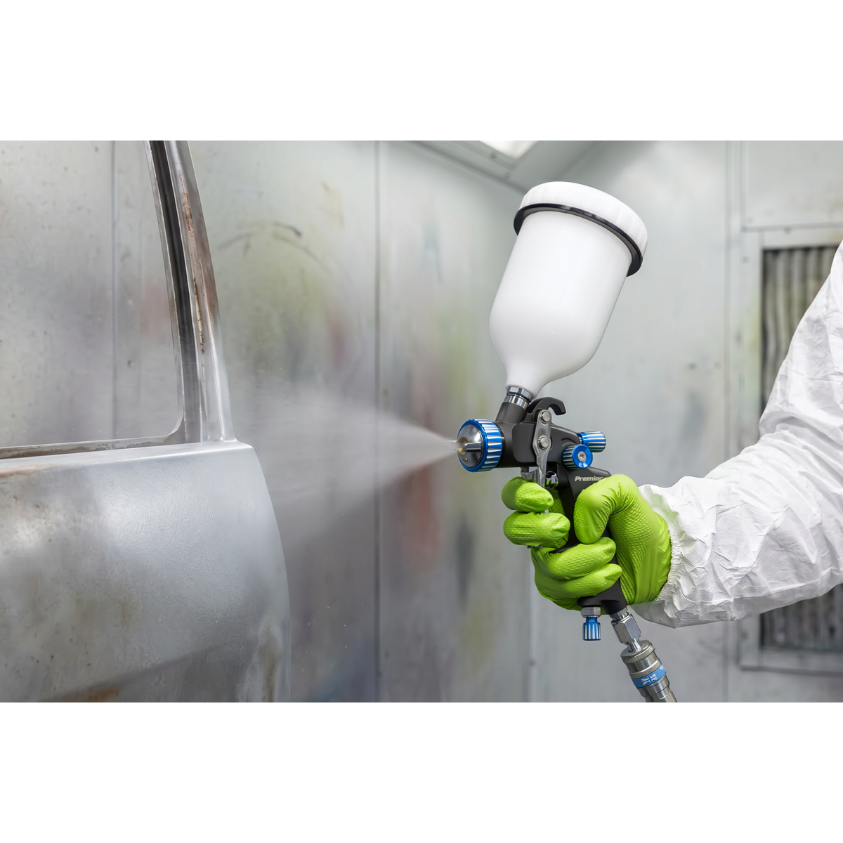 Professional SP Gravity Feed Spray Gun 1.4mm Set-Up SP01