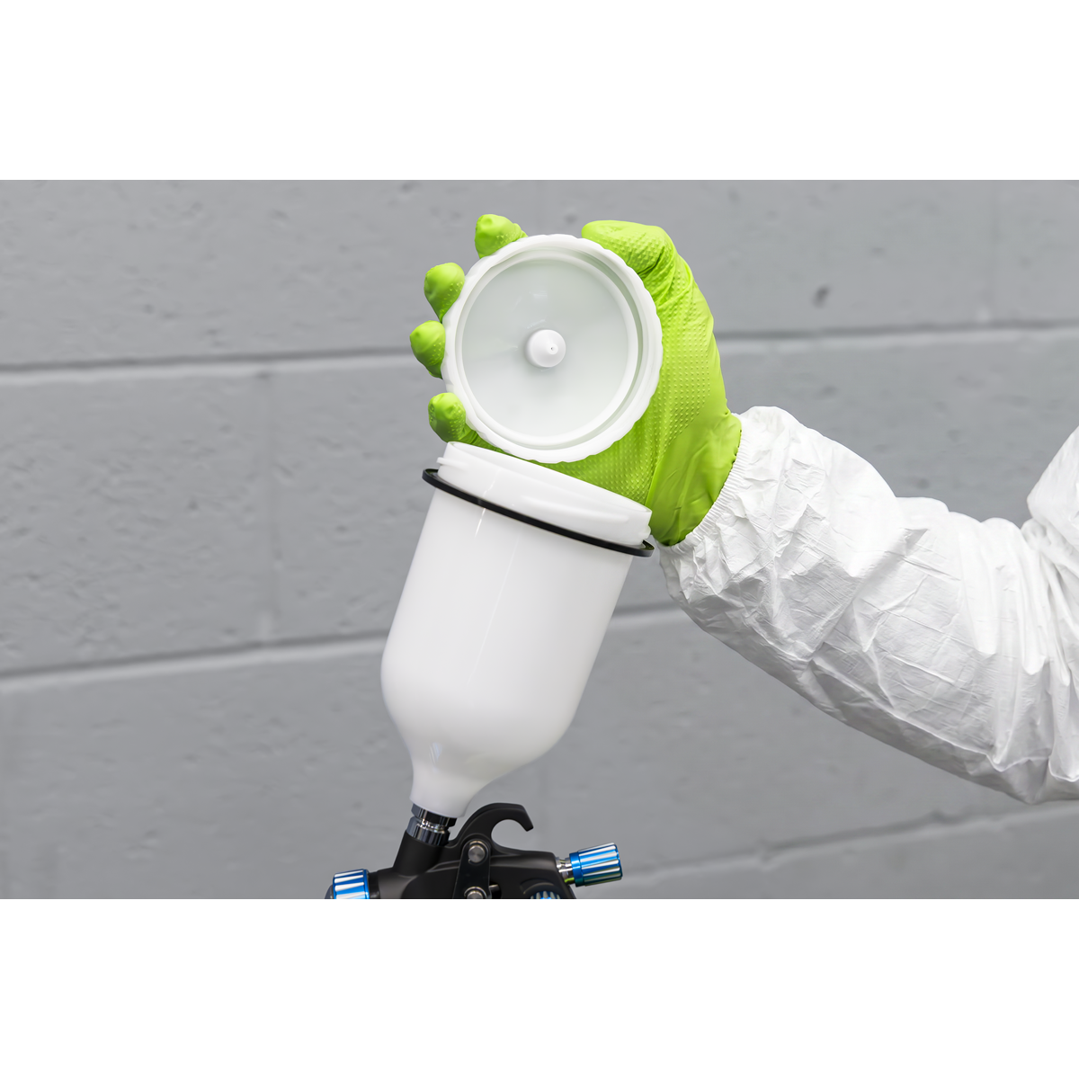 Professional SP Gravity Feed Spray Gun 1.4mm Set-Up SP01
