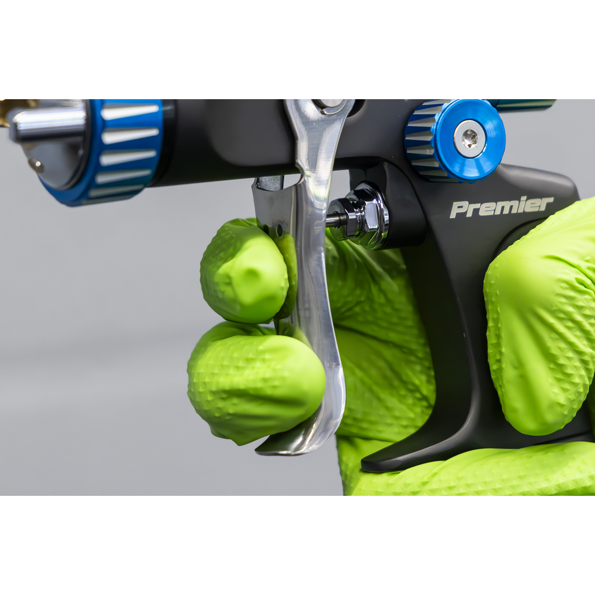 Professional SP Gravity Feed Spray Gun 1.4mm Set-Up SP01