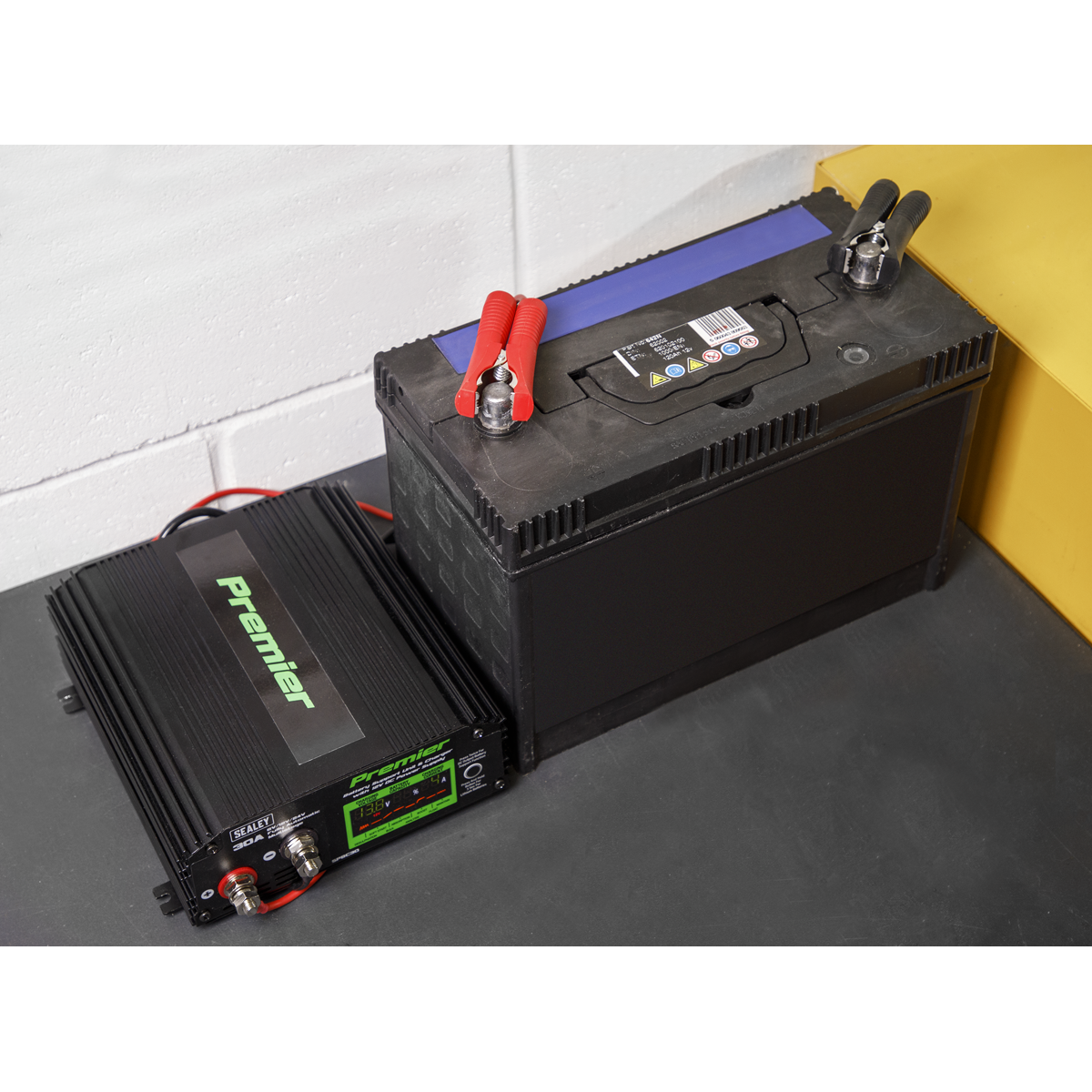 Battery Support Unit Charger & Maintainer 30A SPBC30