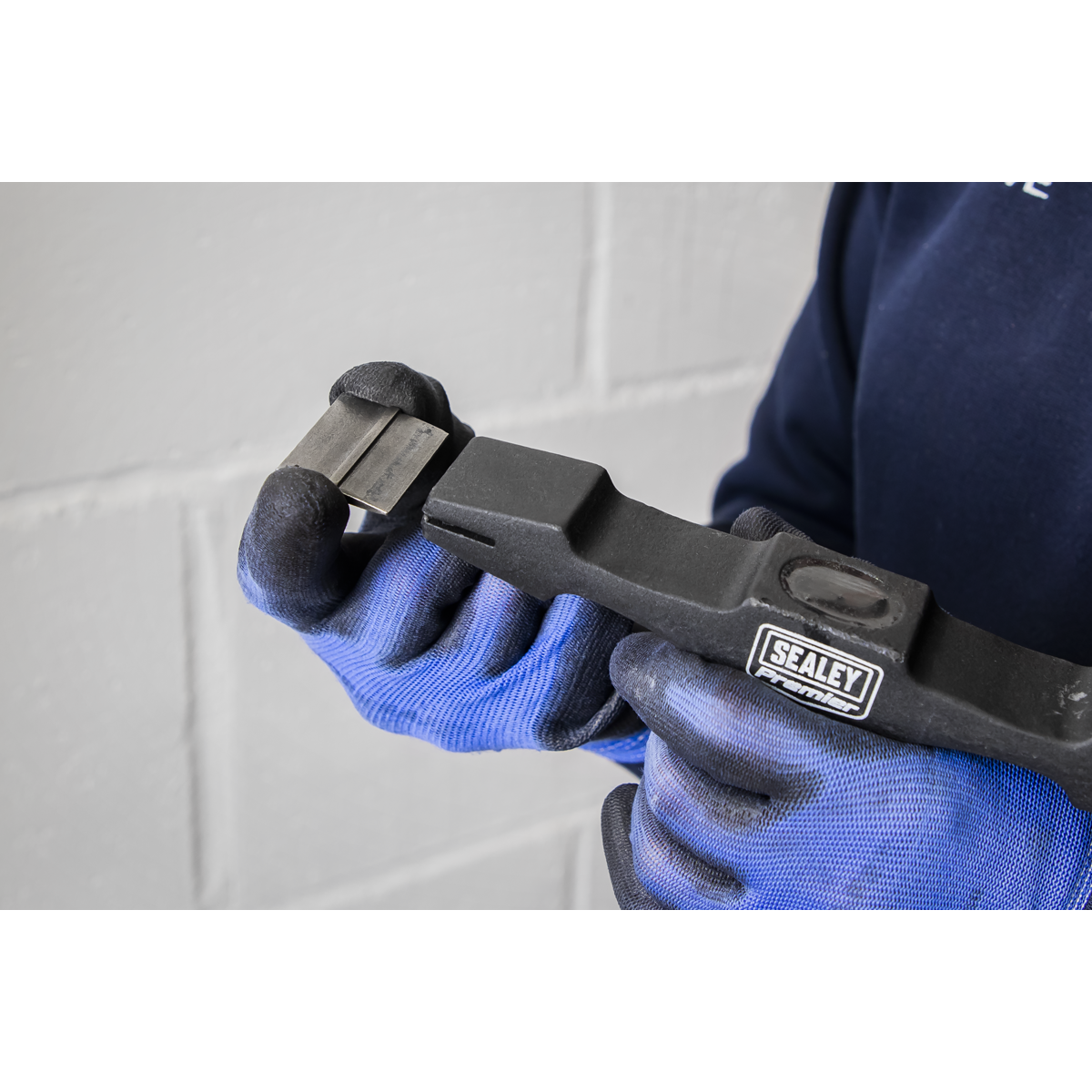 Double Ended Scutch Hammer with Fibreglass Handle SR707