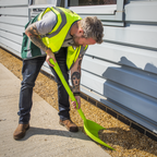 General-Purpose Polypropylene Shovel with 690mm Handle SS10
