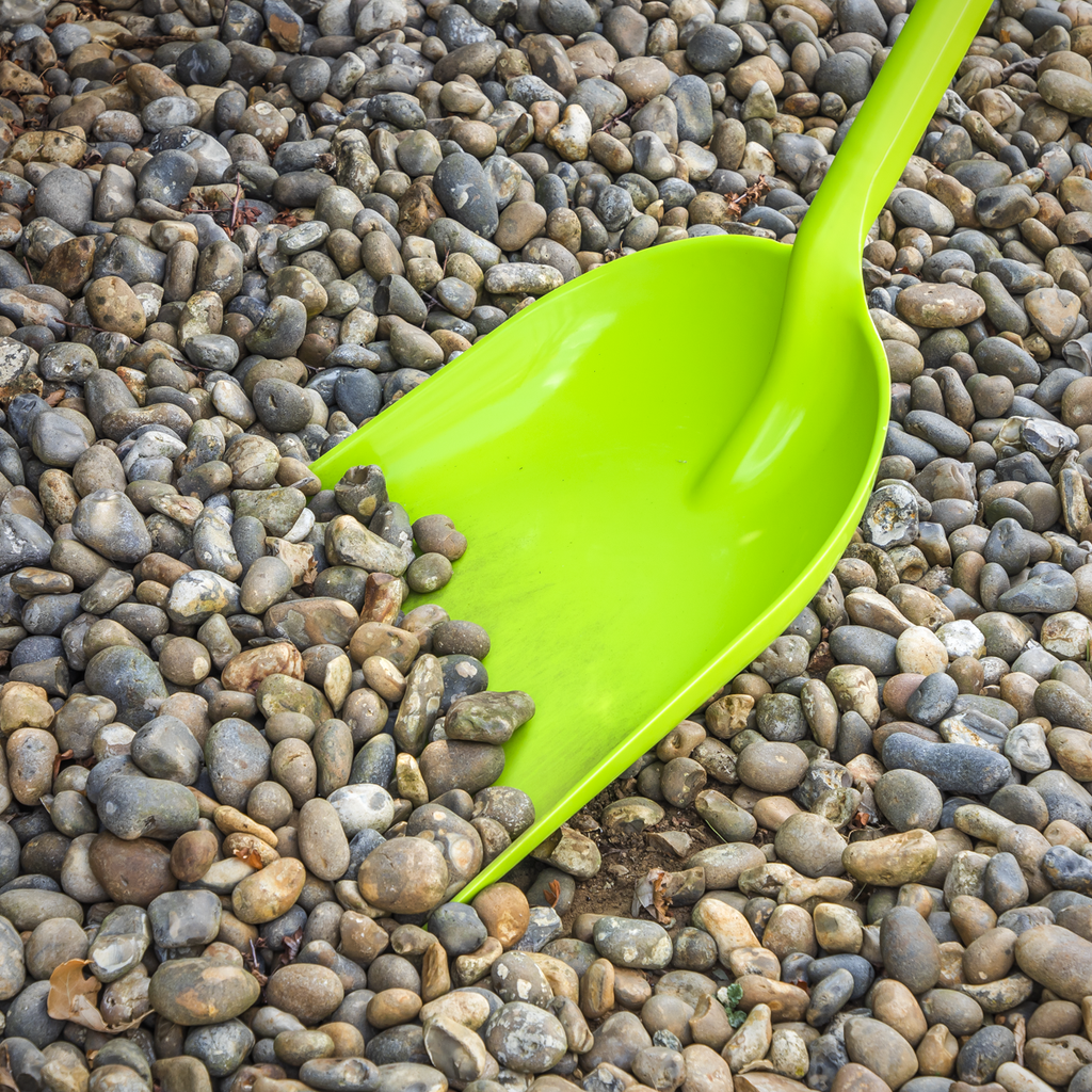General-Purpose Polypropylene Shovel with 690mm Handle SS10
