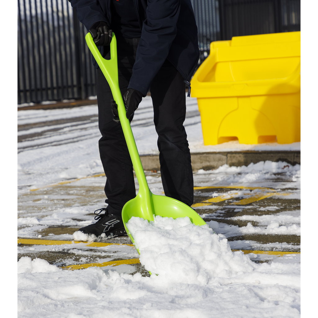 General-Purpose Polypropylene Shovel with 690mm Handle SS10