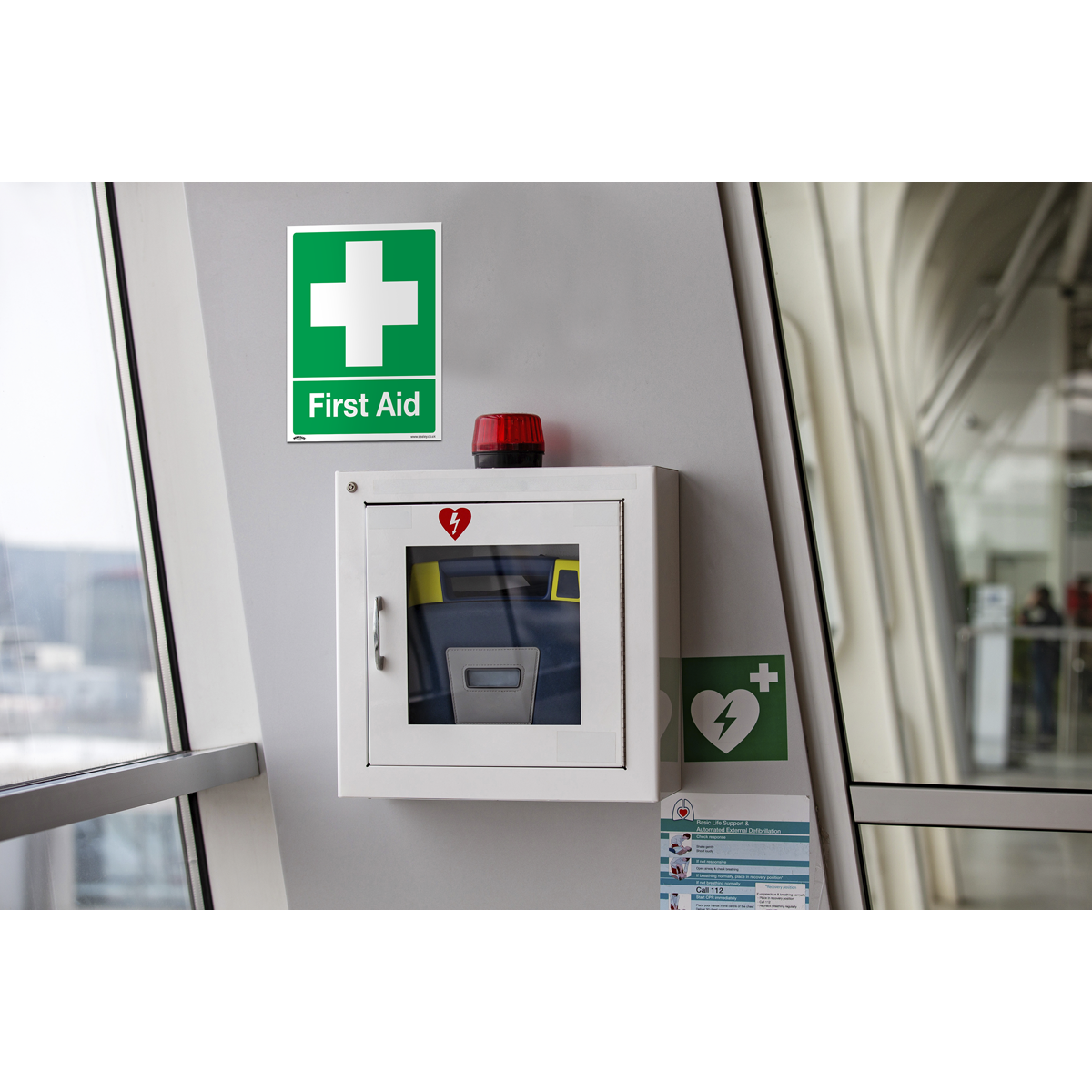 First Aid Safety Sign - Self-Adhesive Vinyl SS26V1