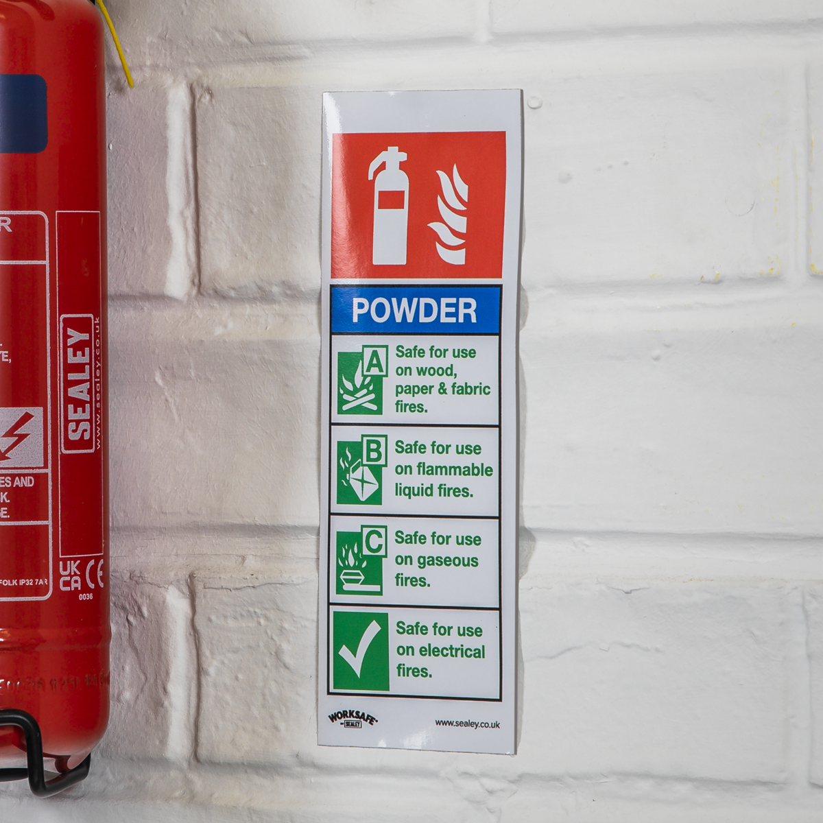 Powder Fire Extinguisher Safety Sign - Rigid Plastic SS52P1