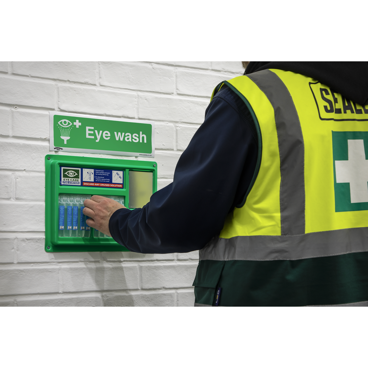 Eye Wash Safety Sign - Self-Adhesive Vinyl SS58V1