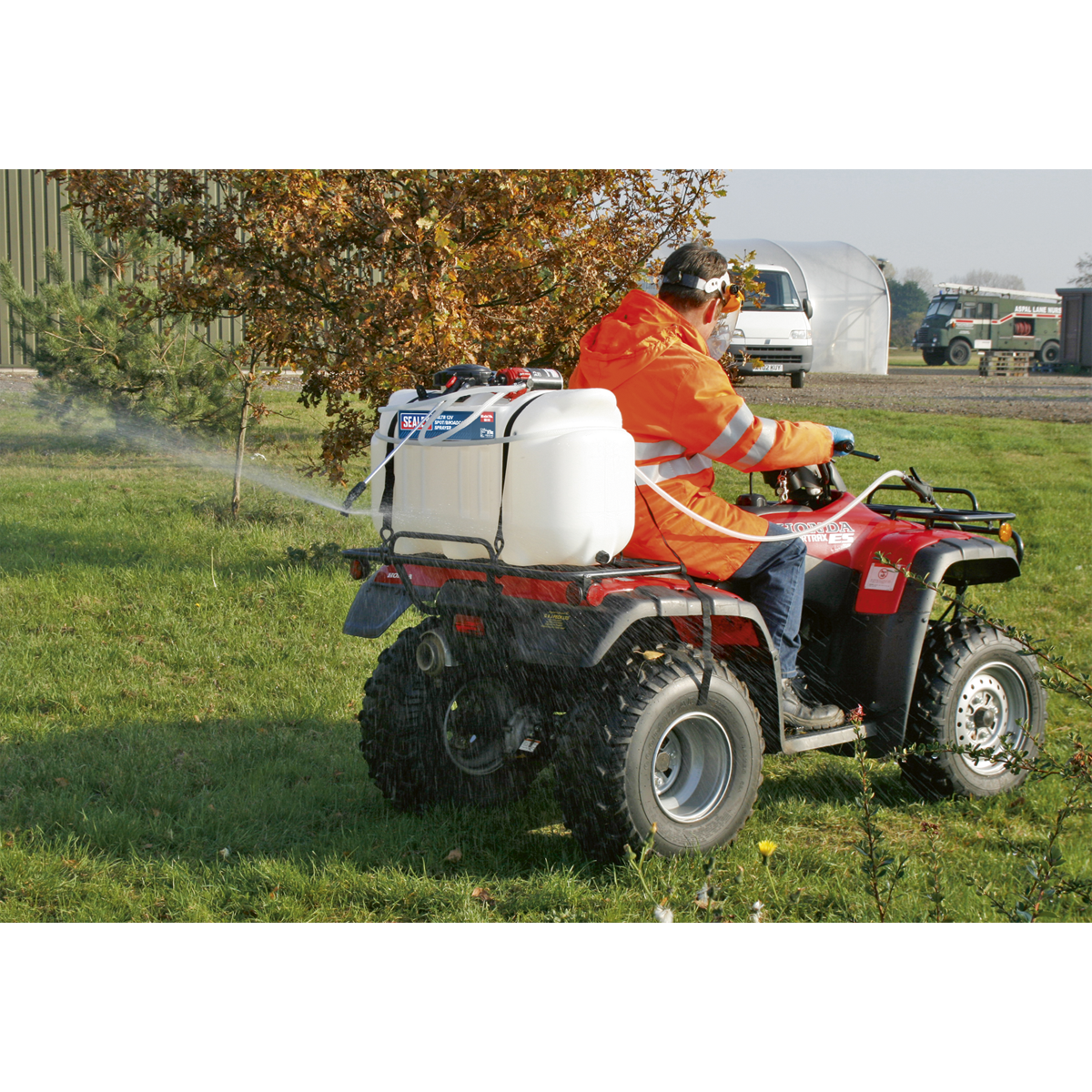 98L12V Spot/Broadcast Sprayer SS98
