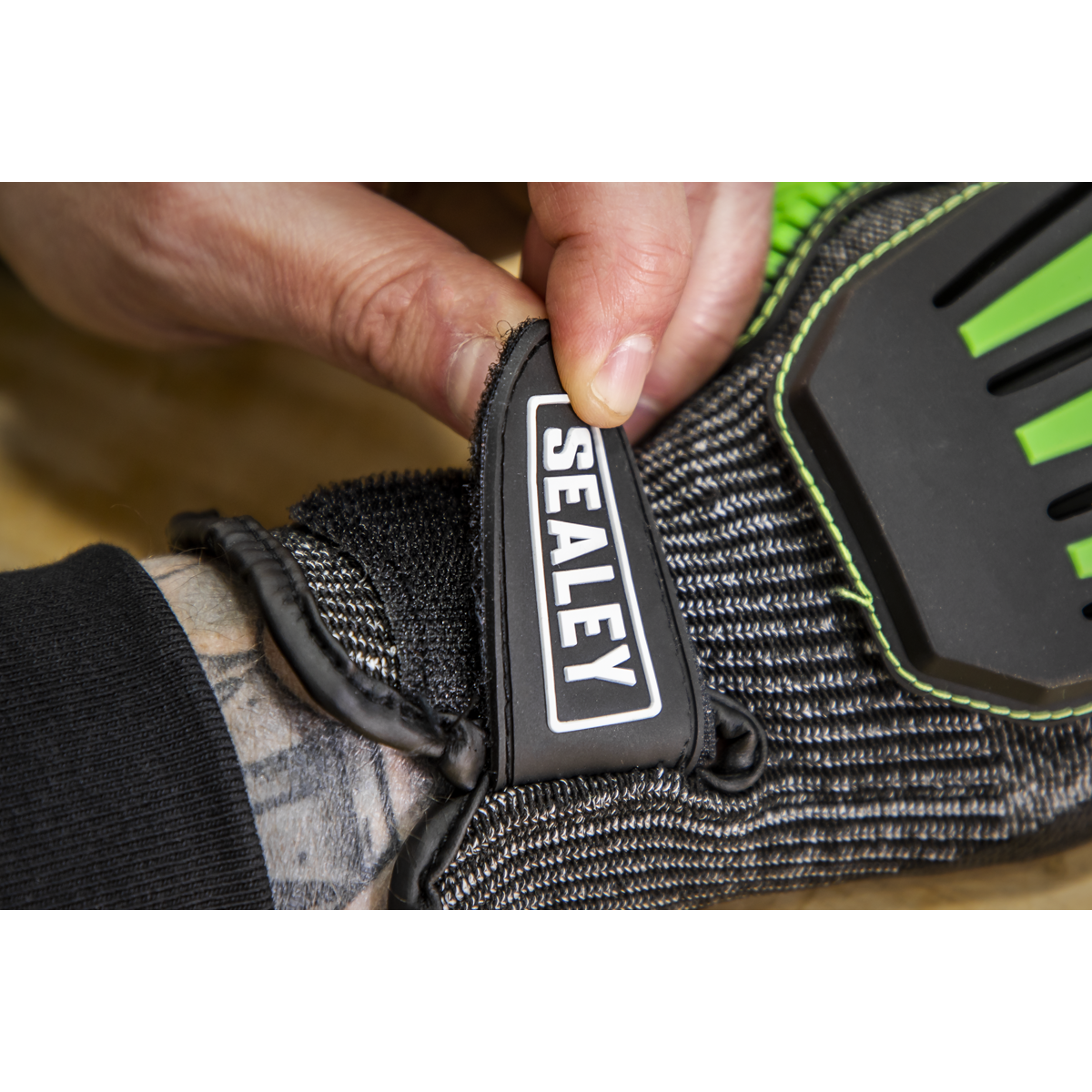 Cut & Impact Resistant Gloves, Large - Pair SSP39L