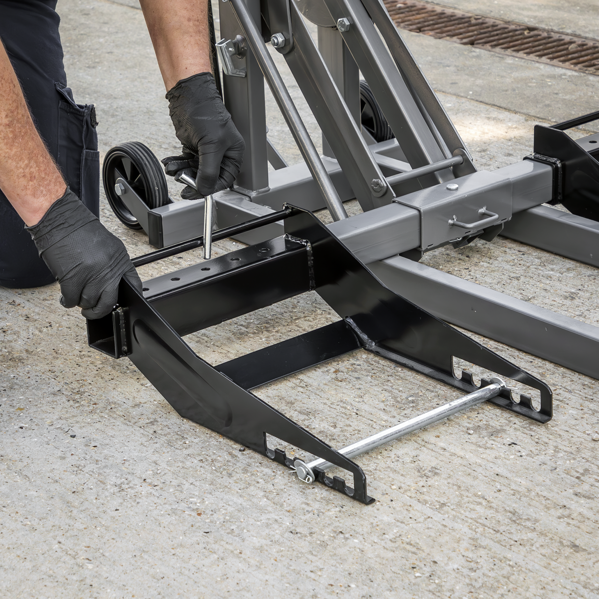 Hydraulic Mower/Tractor Lift 340kg Capacity STML340