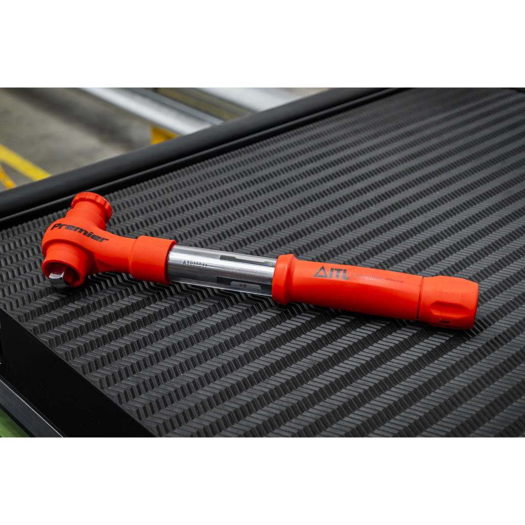 Insulated Torque Wrench 1/2"Sq Drive 12-60Nm STW804