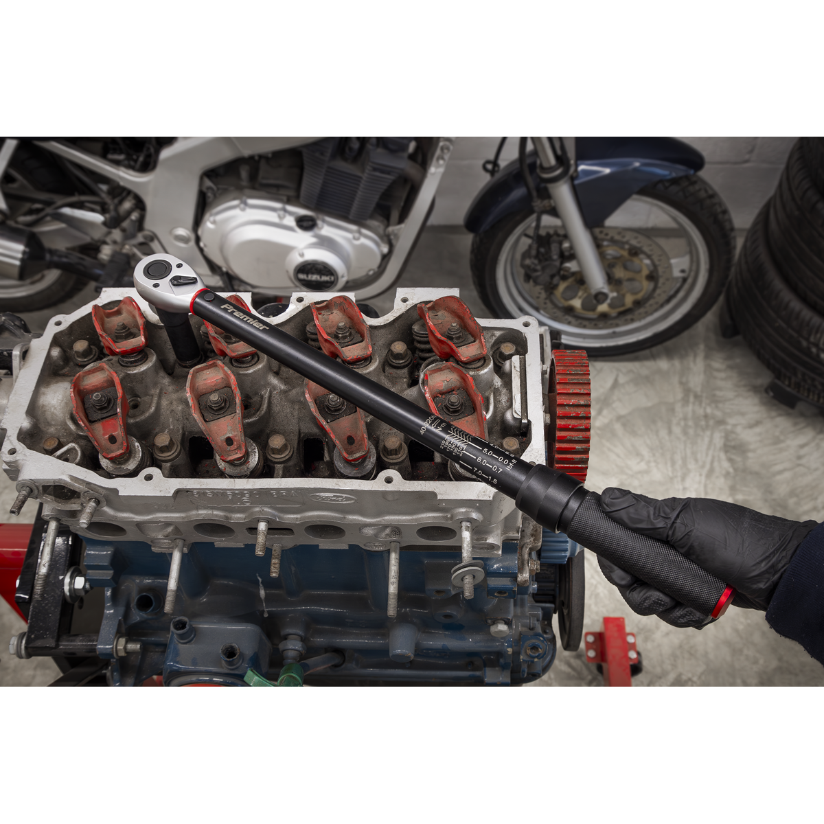 Calibrated Micrometer Torque Wrench 1/2"Sq Drive 40-220Nm STW904B