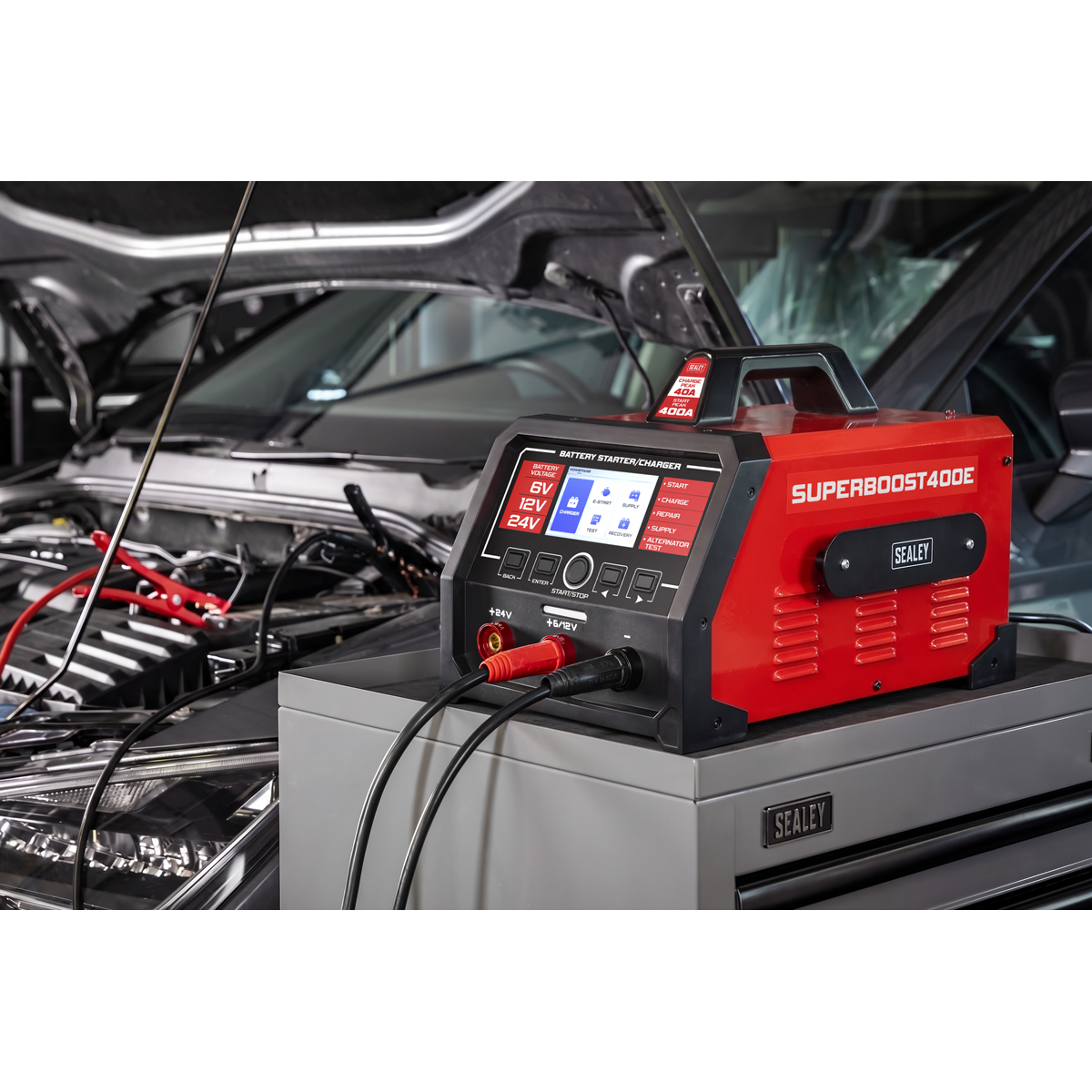 6/12/24V Battery Starter/Charger 400A/230V SUPERBOOST400E