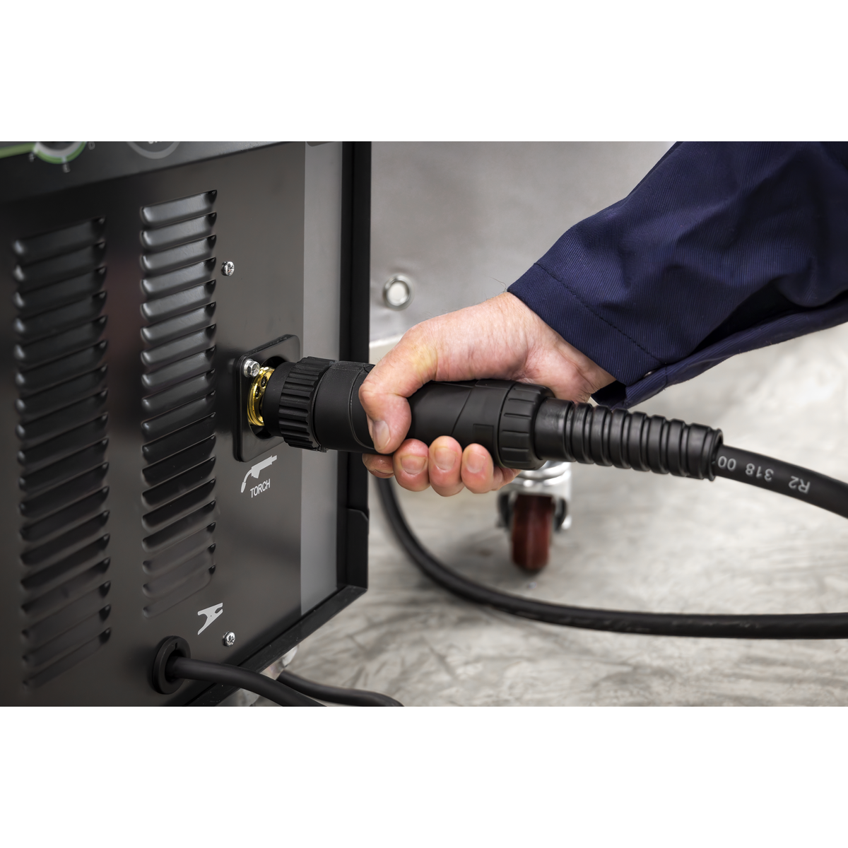 Professional Gas/Gasless MIG Welder with Binzel® Euro Torch 230A 230V SUPERMIG230