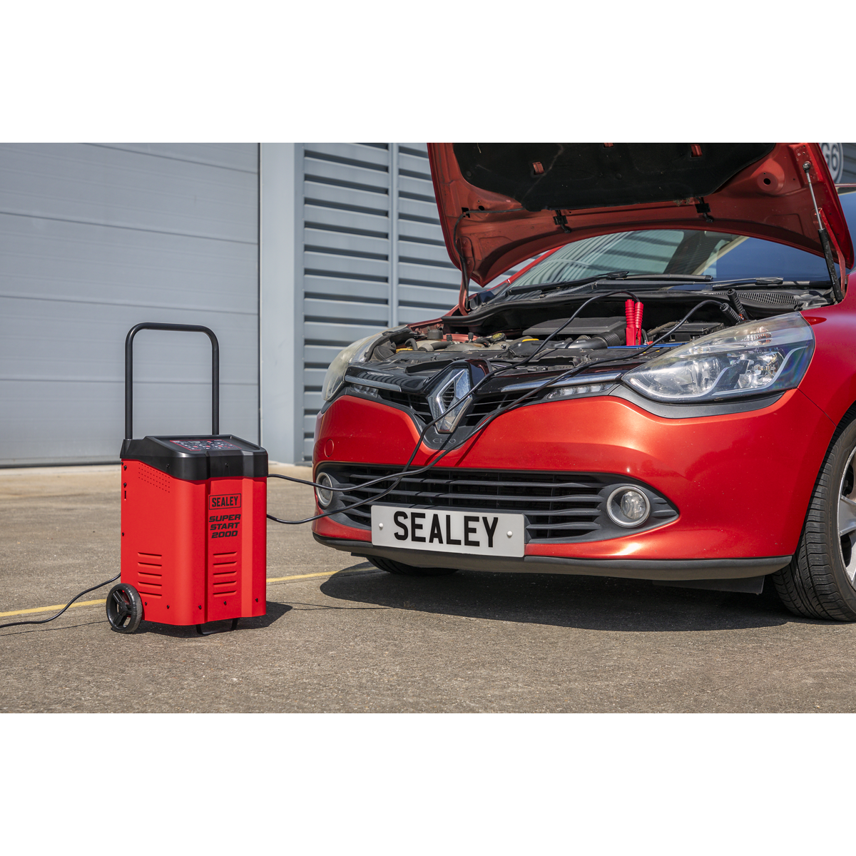 12/24V Starter 200A/Automatic Battery Charger 60A SUPERSTART200D