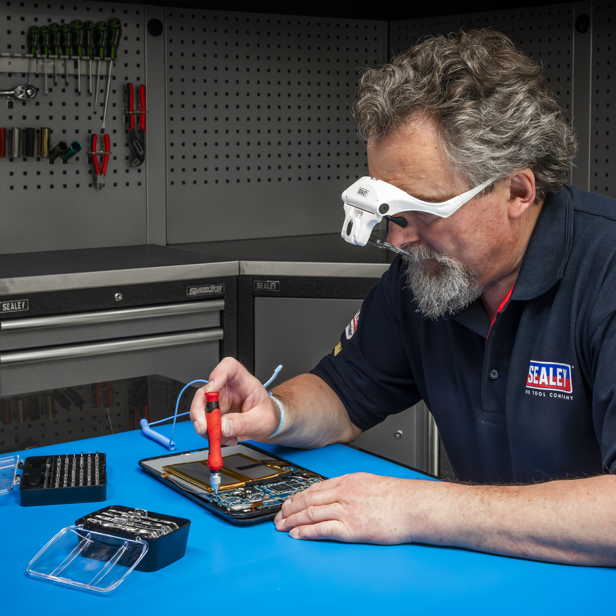 Anti-Static Bench Mat 900 x 600mm TA600