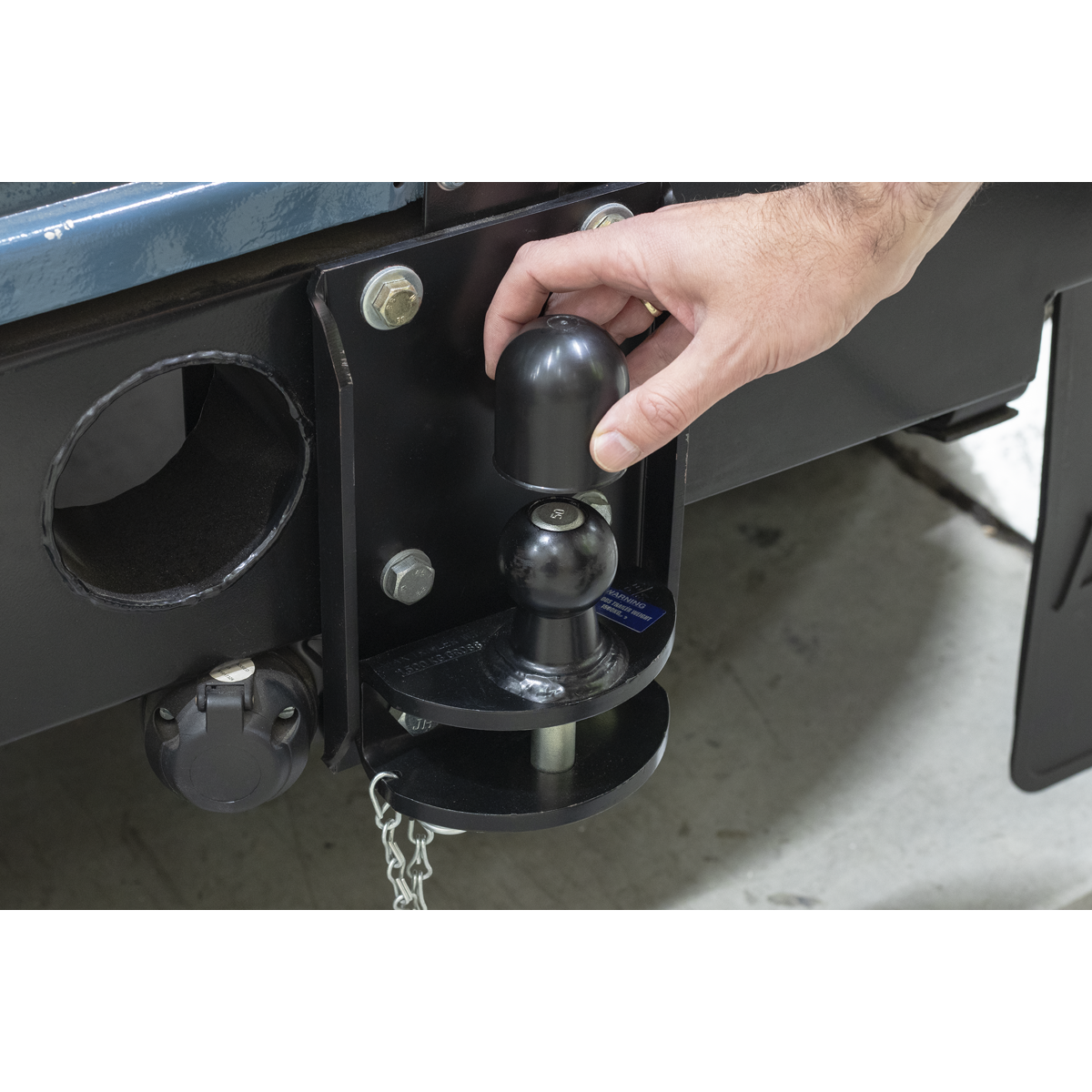 Tow-Ball Cover Plastic TB10