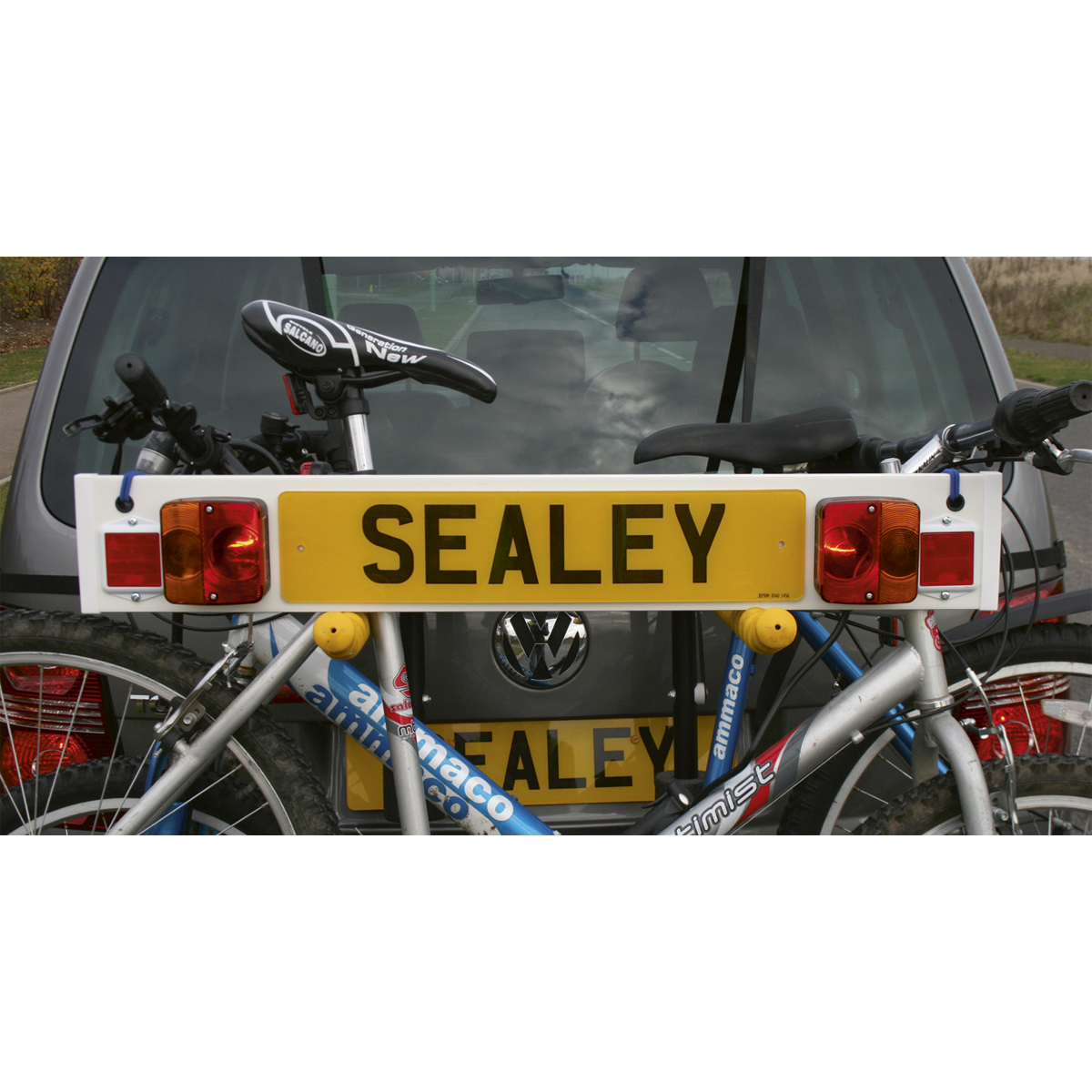 Trailer Board for use with Bicycle Carriers 3ft with 2m Cable TB3/2