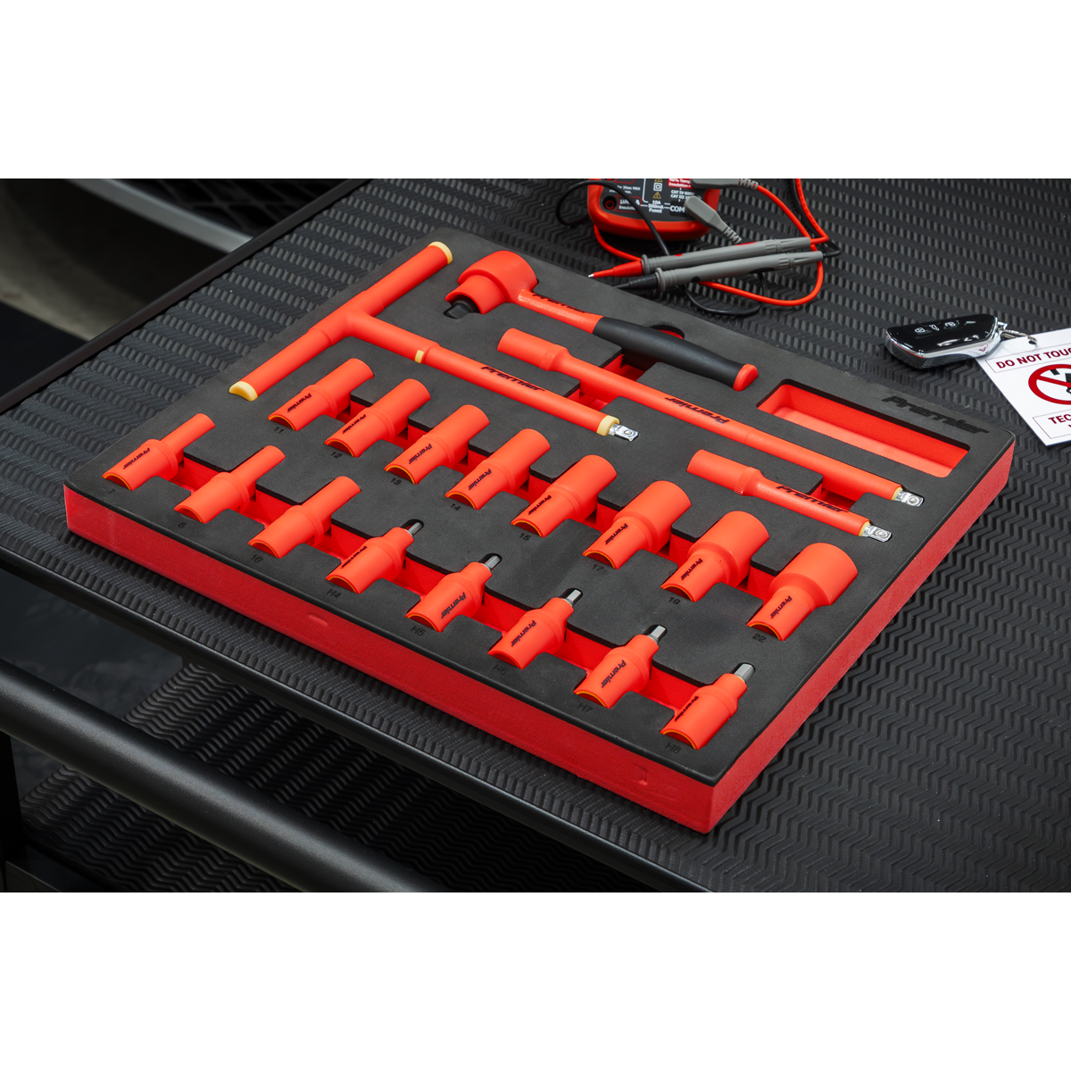 Insulated Socket Set with Tool Tray 3/8"Sq Drive 20pc - VDE Approved TBTE02