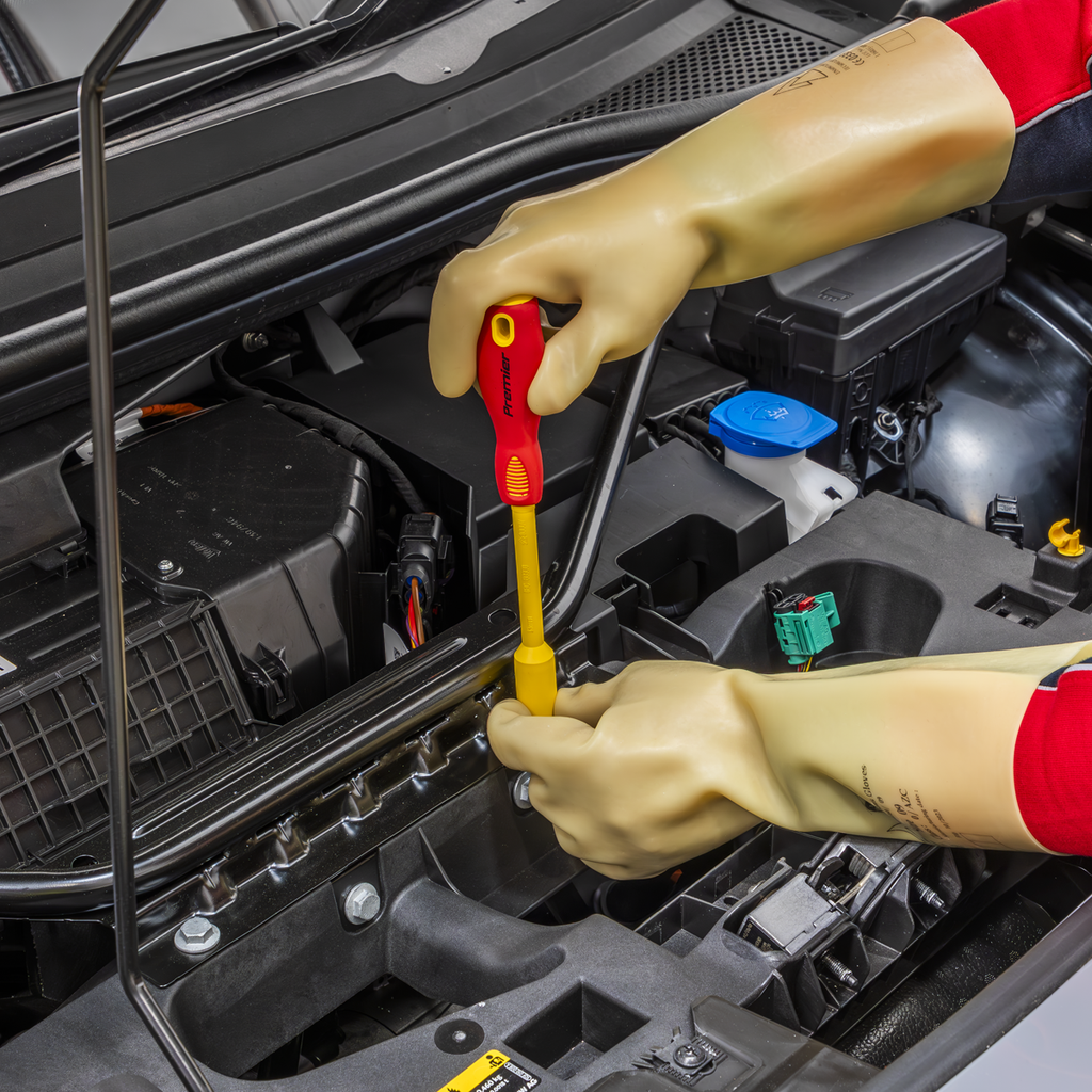 Insulated Nut Driver Set with Tool Tray 5pc - VDE Approved TBTE08