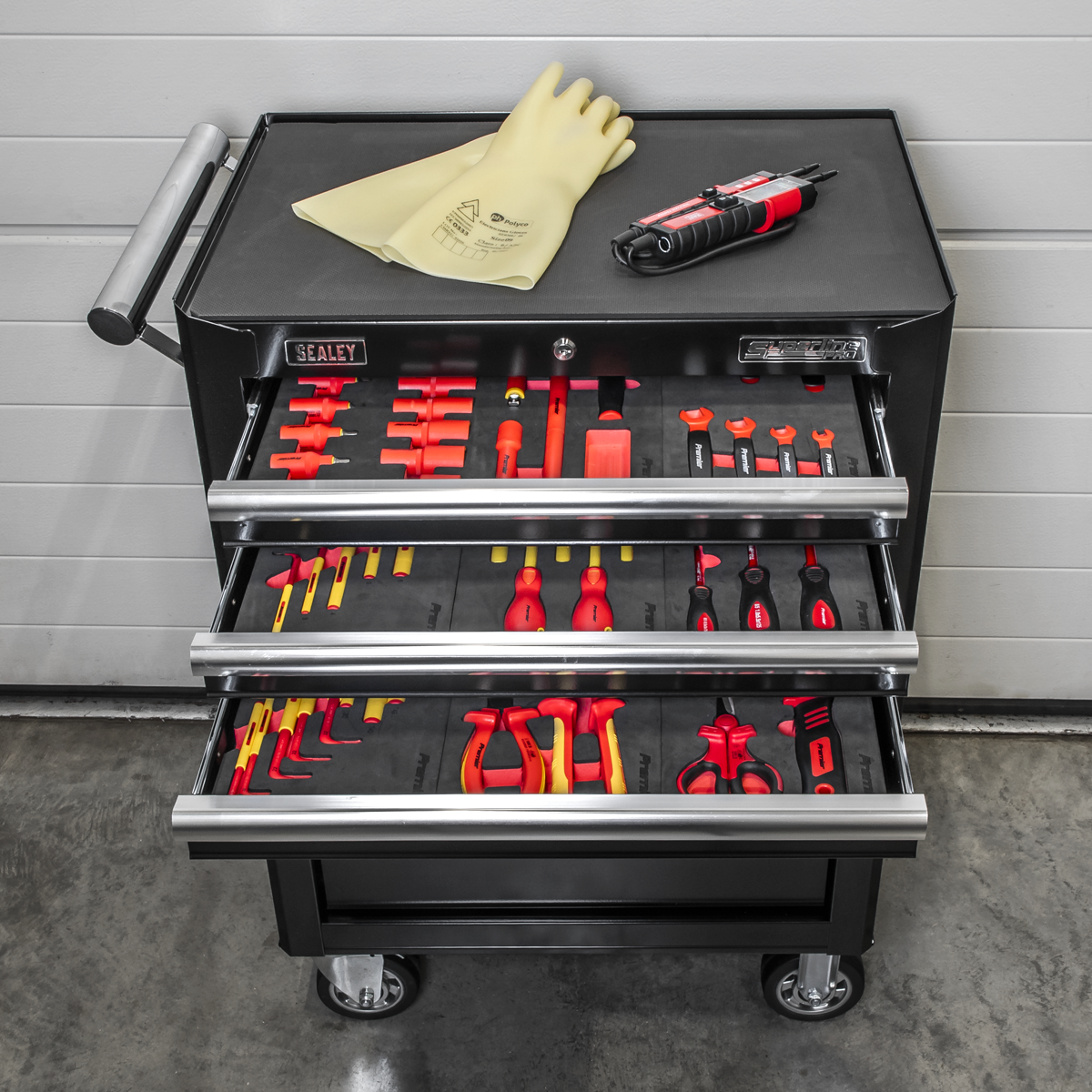 Rollcab 7 Drawer with Insulated Tool Kit 63pc TBTECOMBO2